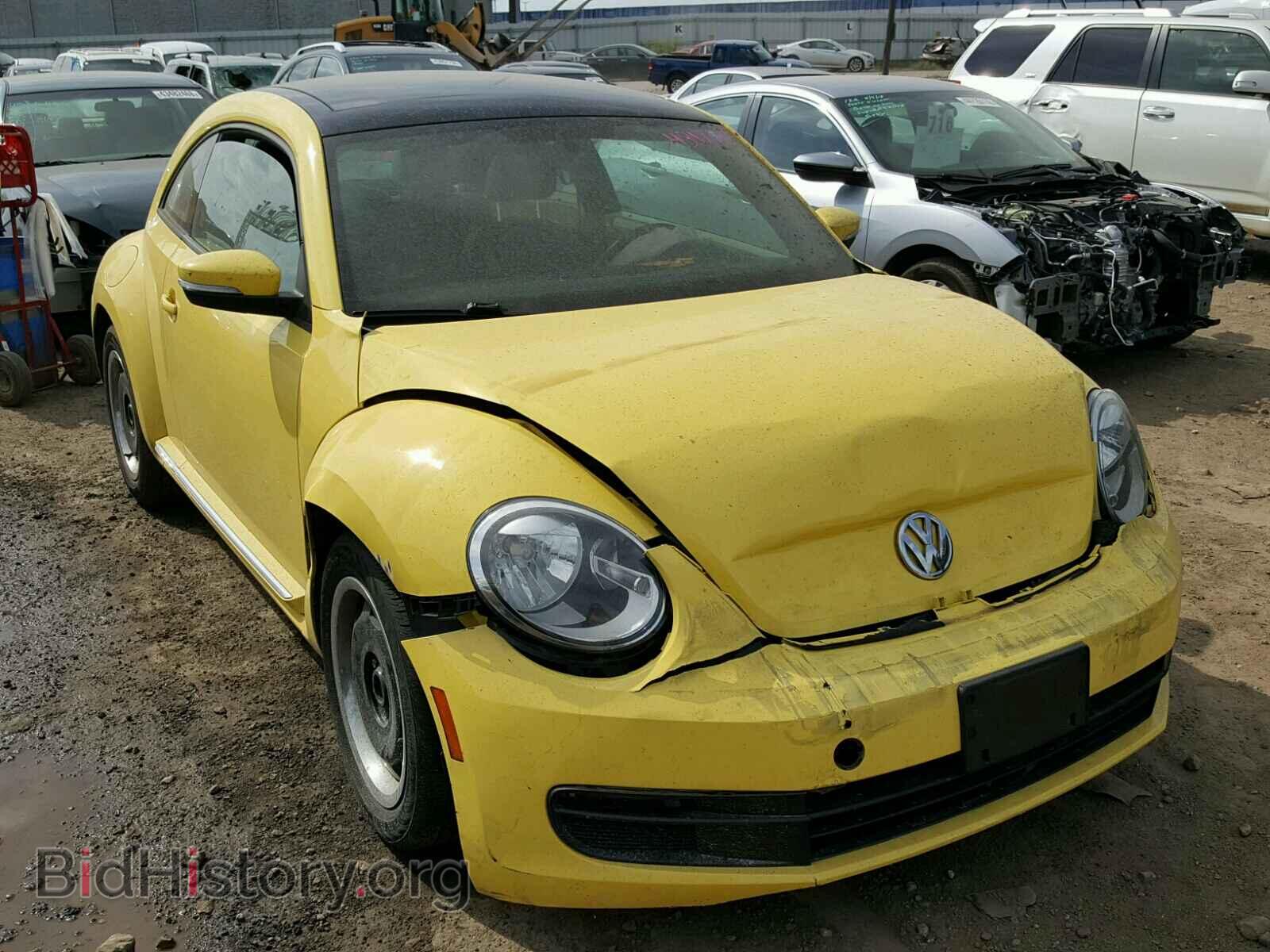 Фотография 3VWJP7AT7CM637502 - VOLKSWAGEN BEETLE 2012