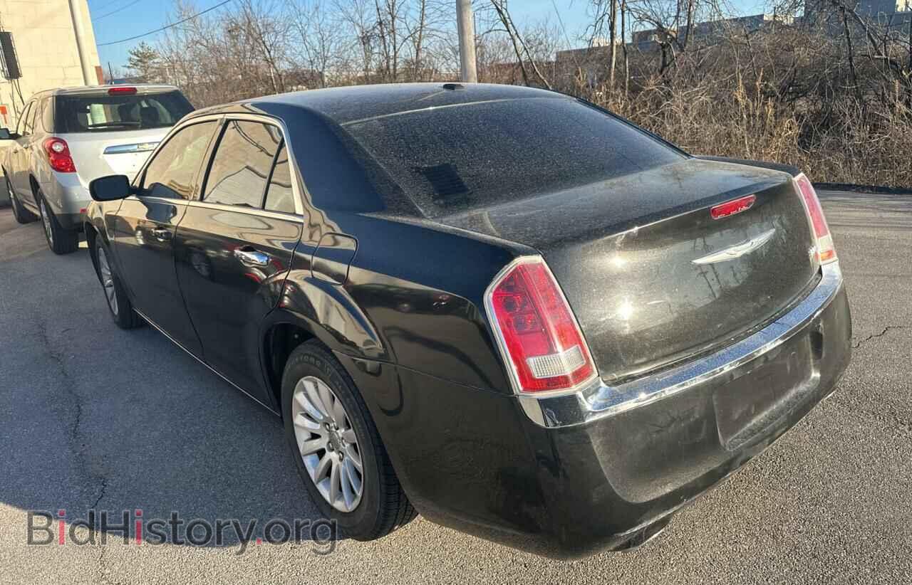 2013 CHRYSLER 300 - VIN: 2C3CCAAG8DH548002 - Фото 3
