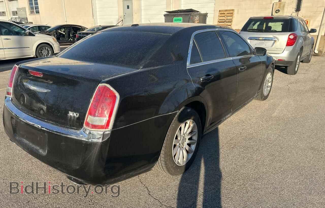 2013 CHRYSLER 300 - VIN: 2C3CCAAG8DH548002 - Фото 4