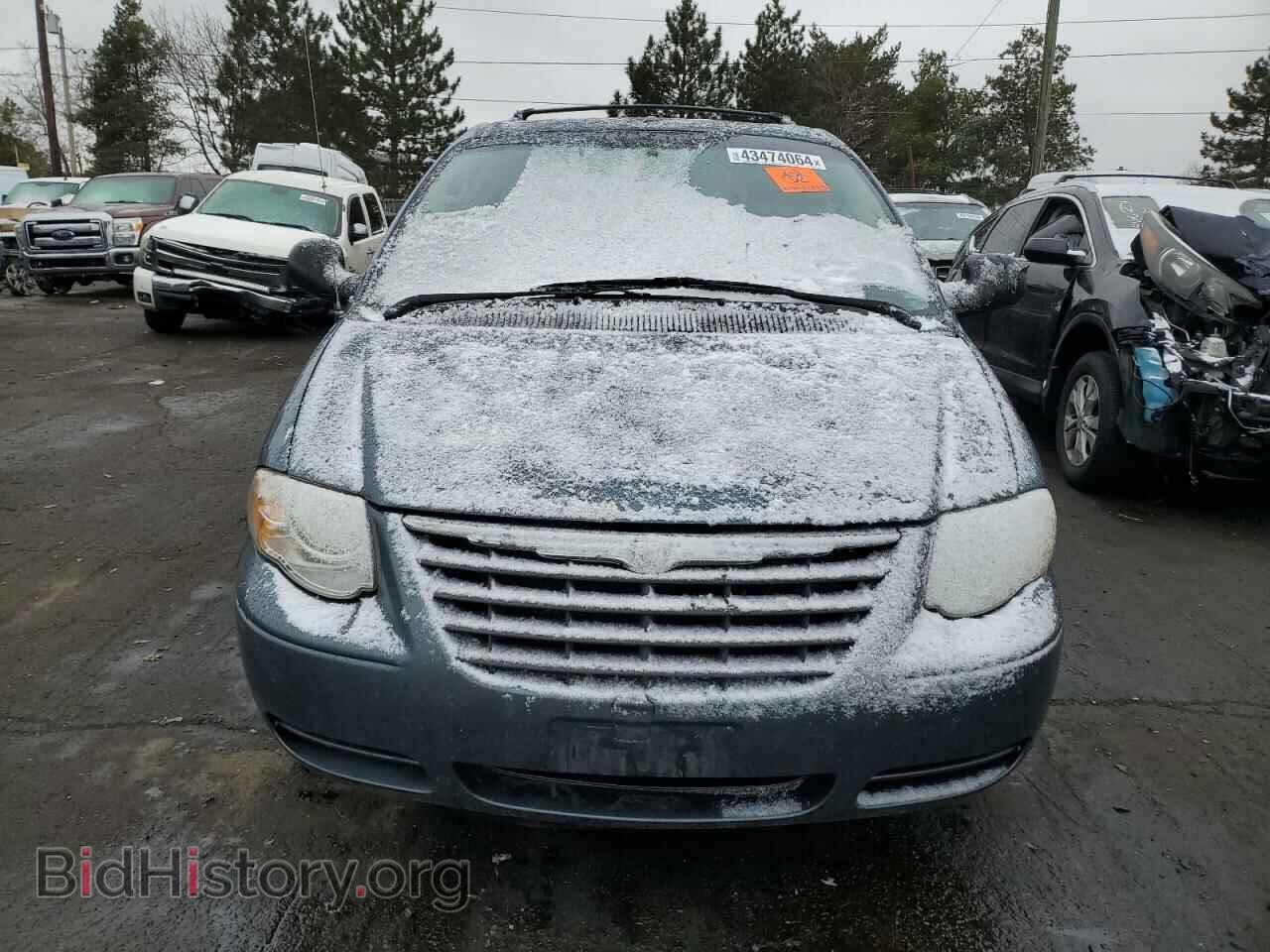 2007 CHRYSLER MINIVAN - VIN: 2A4GP44R97R351817 - Фото 5