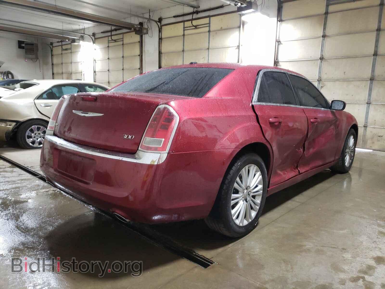 2014 CHRYSLER 300 - VIN: 2C3CCARG4EH157838 - Фото 4