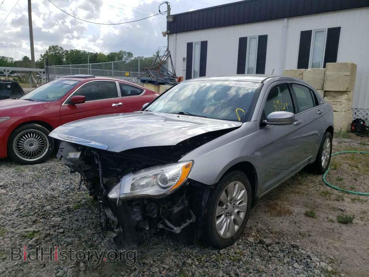 2013 CHRYSLER 200 - VIN: 1C3CCBAB3DN734192 - Photo 2
