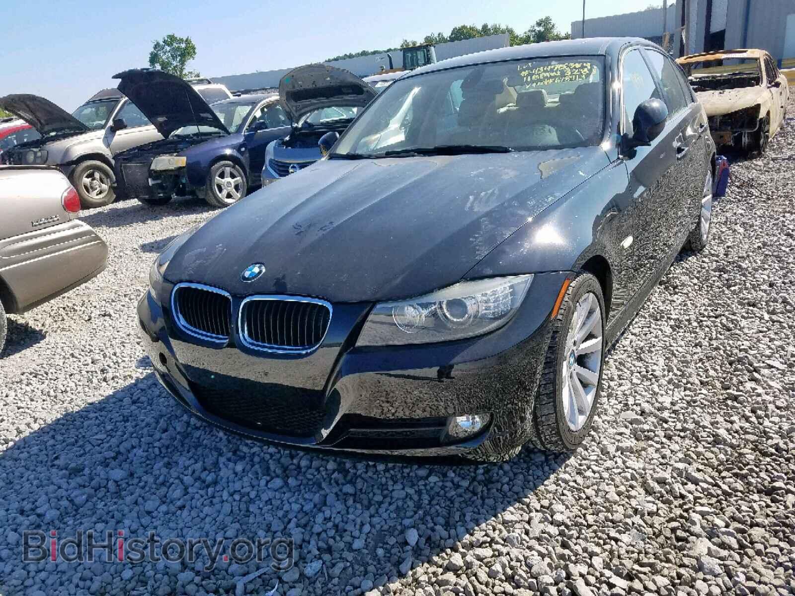 2011 BMW 328 I - VIN: WBAPH7C5XBE678913 - Фото 2