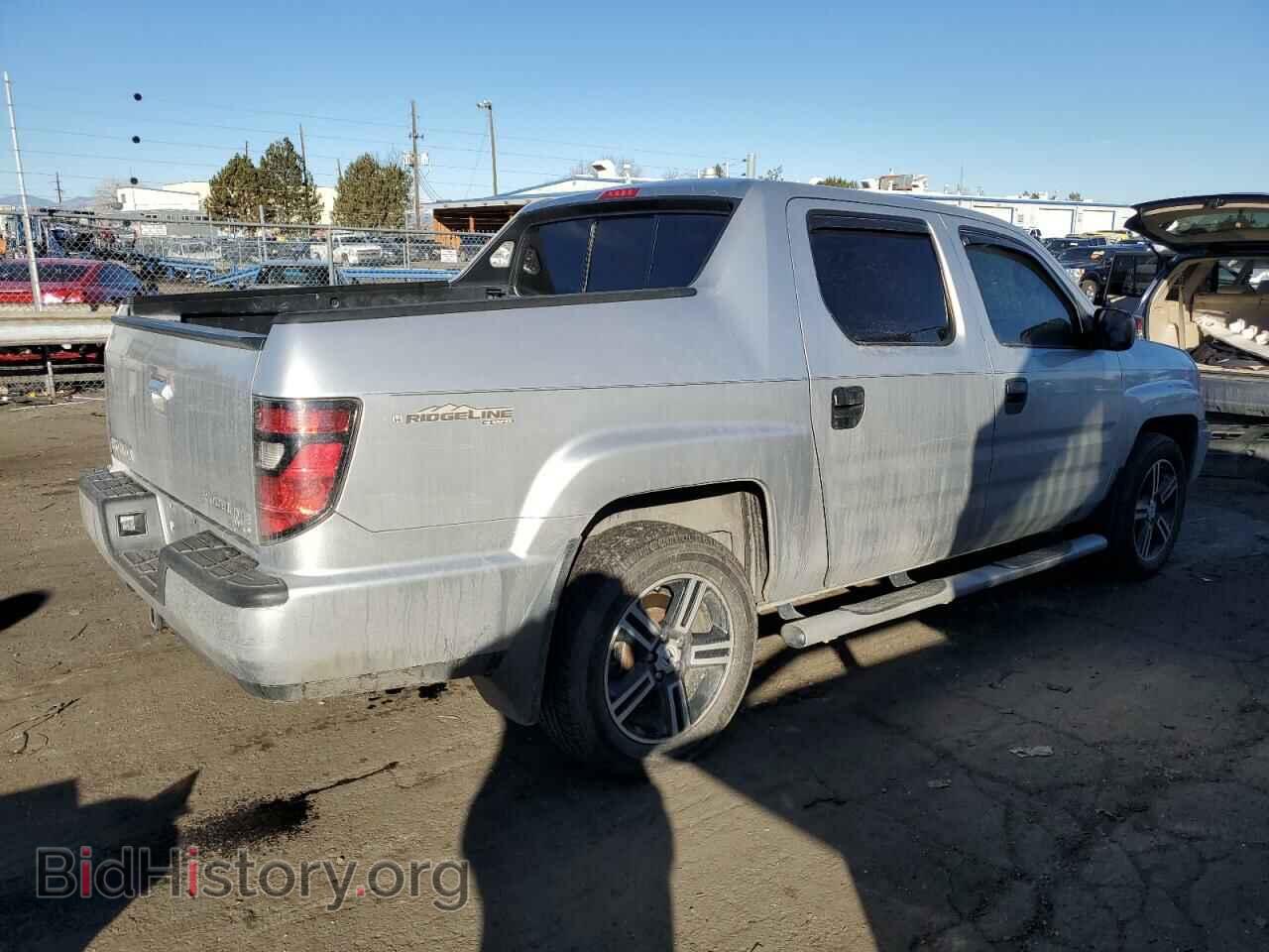 2013 HONDA RIDGELINE - VIN: 5FPYK1F79DB007700 - Фото 3