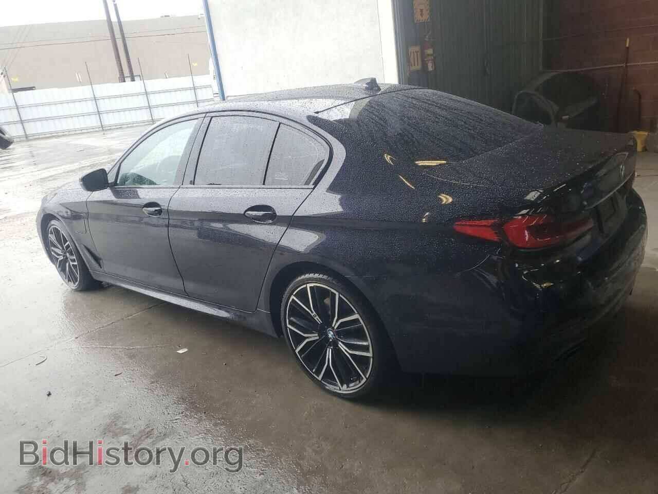 2021 BMW 5 SERIES - VIN: WBA13AG05MCF71463 - Фото 2