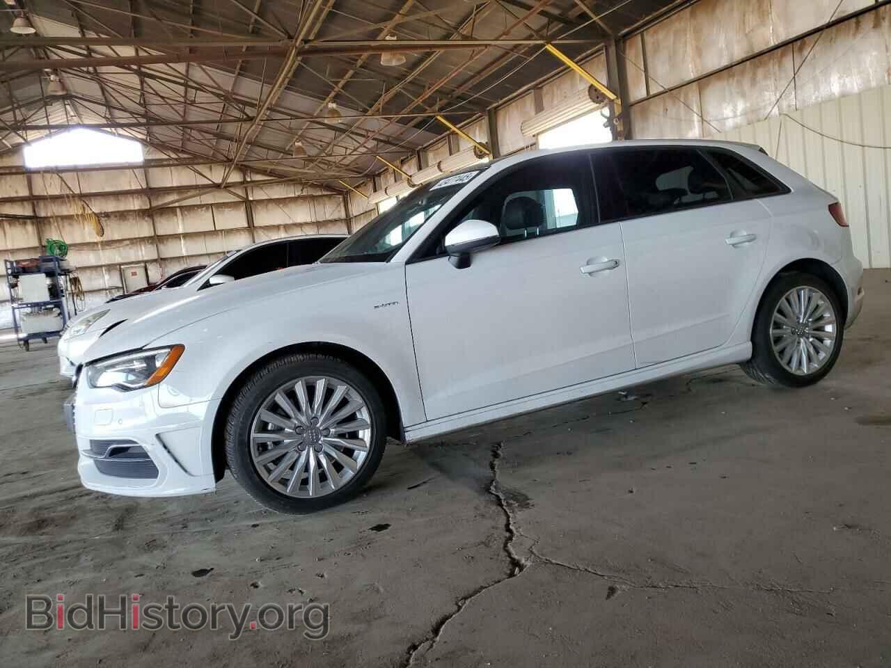 Photo WAUUPBFF2GA100087 - AUDI A3 2016