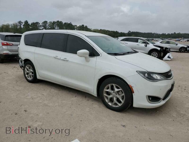 2019 Chrysler PACIFICA (VIN 2C4RC1FG4KR525547) — фото 4 из 14