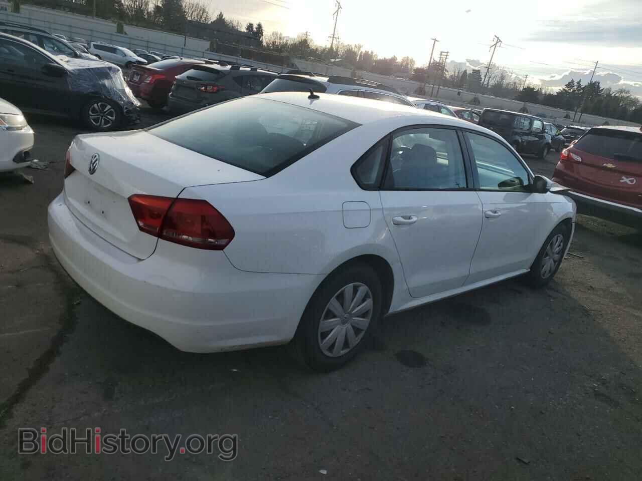2013 VOLKSWAGEN PASSAT - VIN: 1VWAP7A36DC020143 - Фото 3