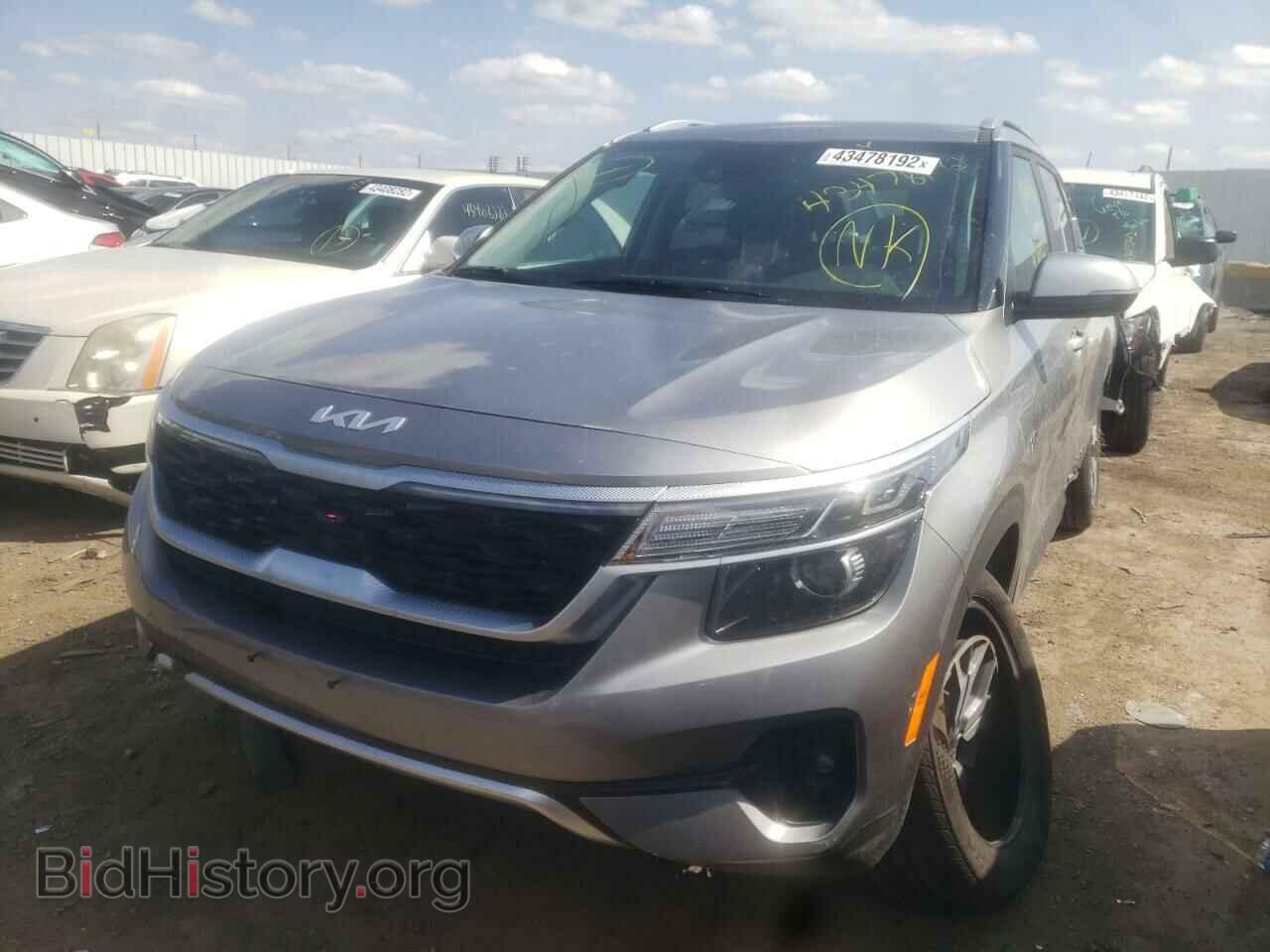 2022 KIA SELTOS - VIN: KNDERCAA1N7309639 - Фото 2