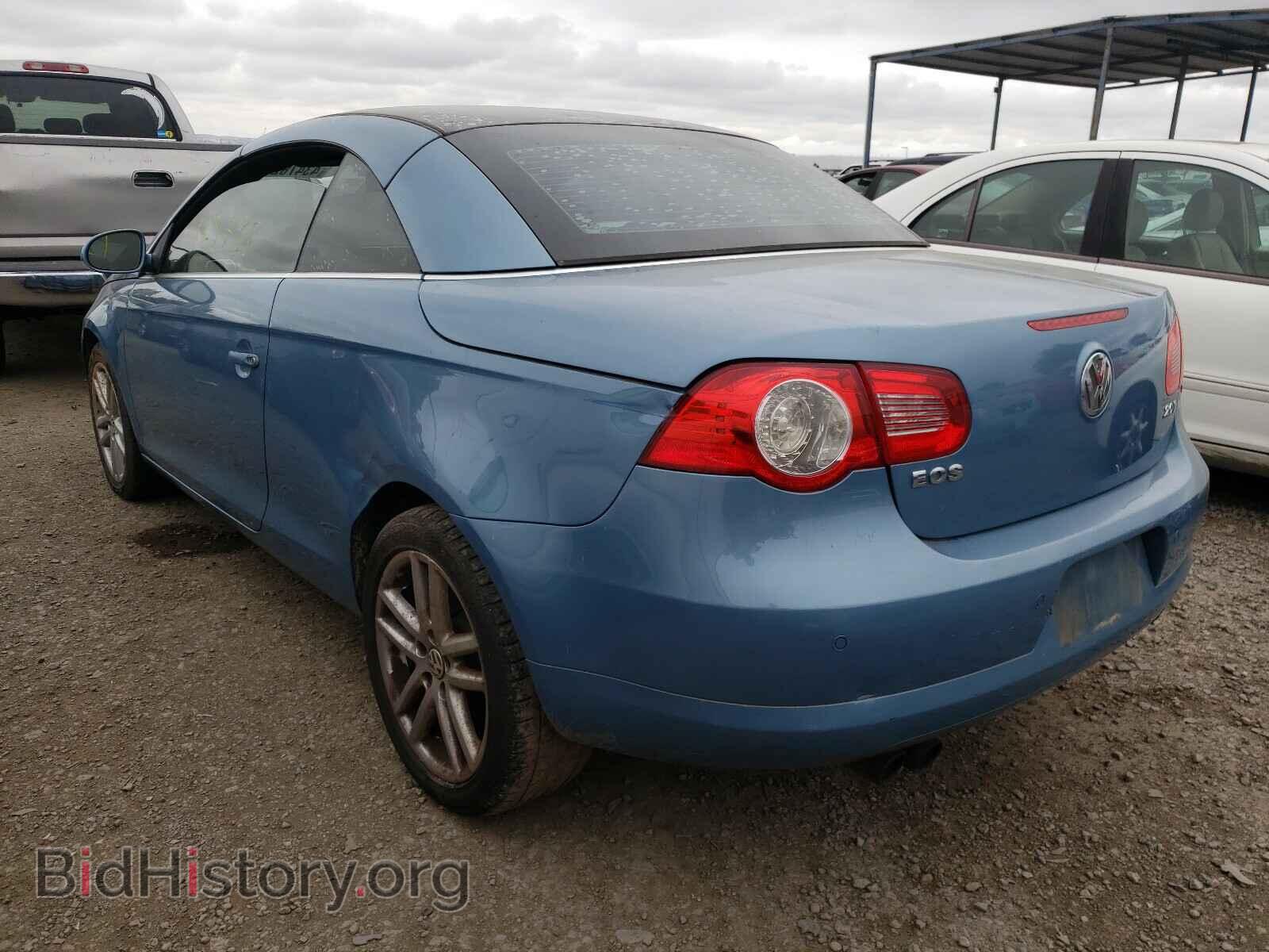 2008 VOLKSWAGEN EOS - VIN: WVWFA71F98V037873 - Фото 3