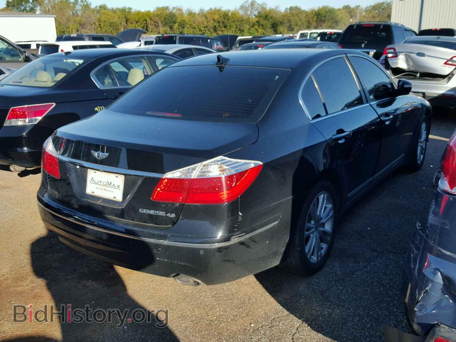 2009 HYUNDAI GENESIS - VIN: KMHGC46FX9U031864 - Фото 3