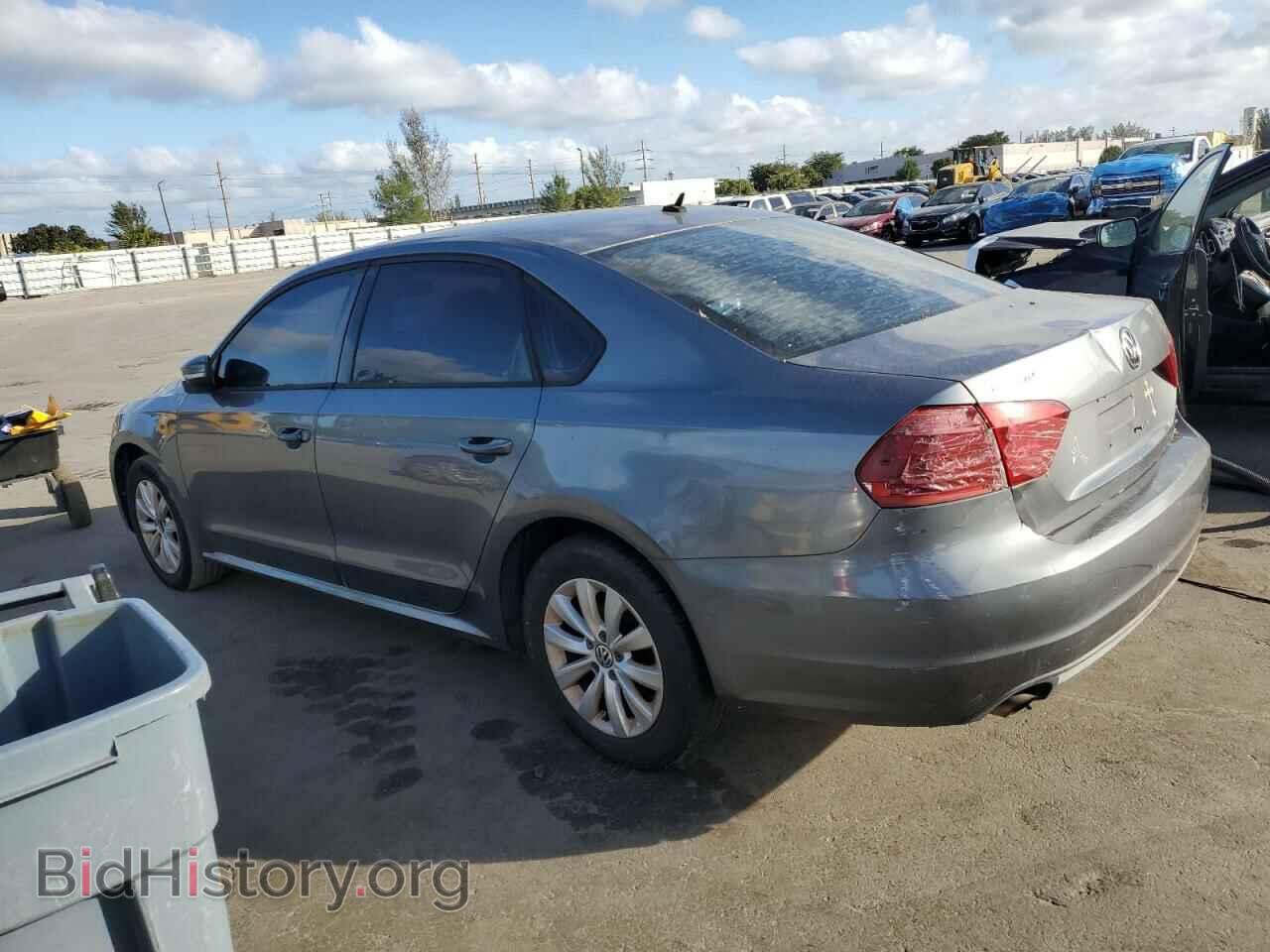 2012 VOLKSWAGEN PASSAT - VIN: 1VWAP7A30CC107633 - Фото 2