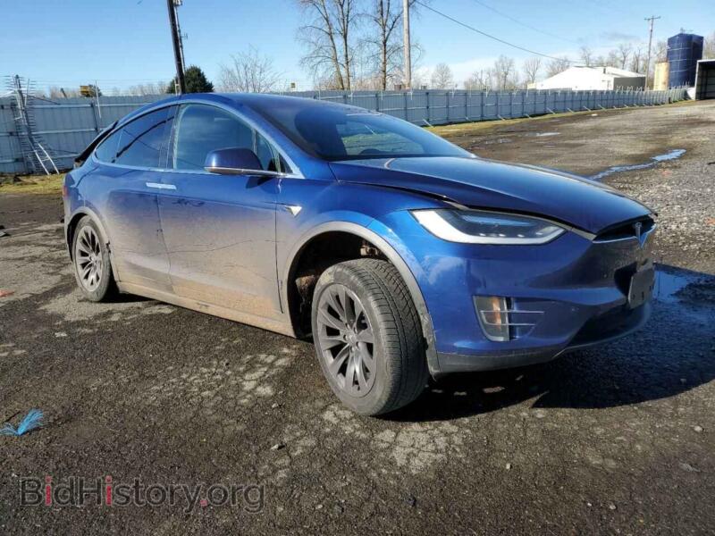 2017 Tesla MODEL X (VIN 5YJXCDE26HF035923) — photo 4 of 12
