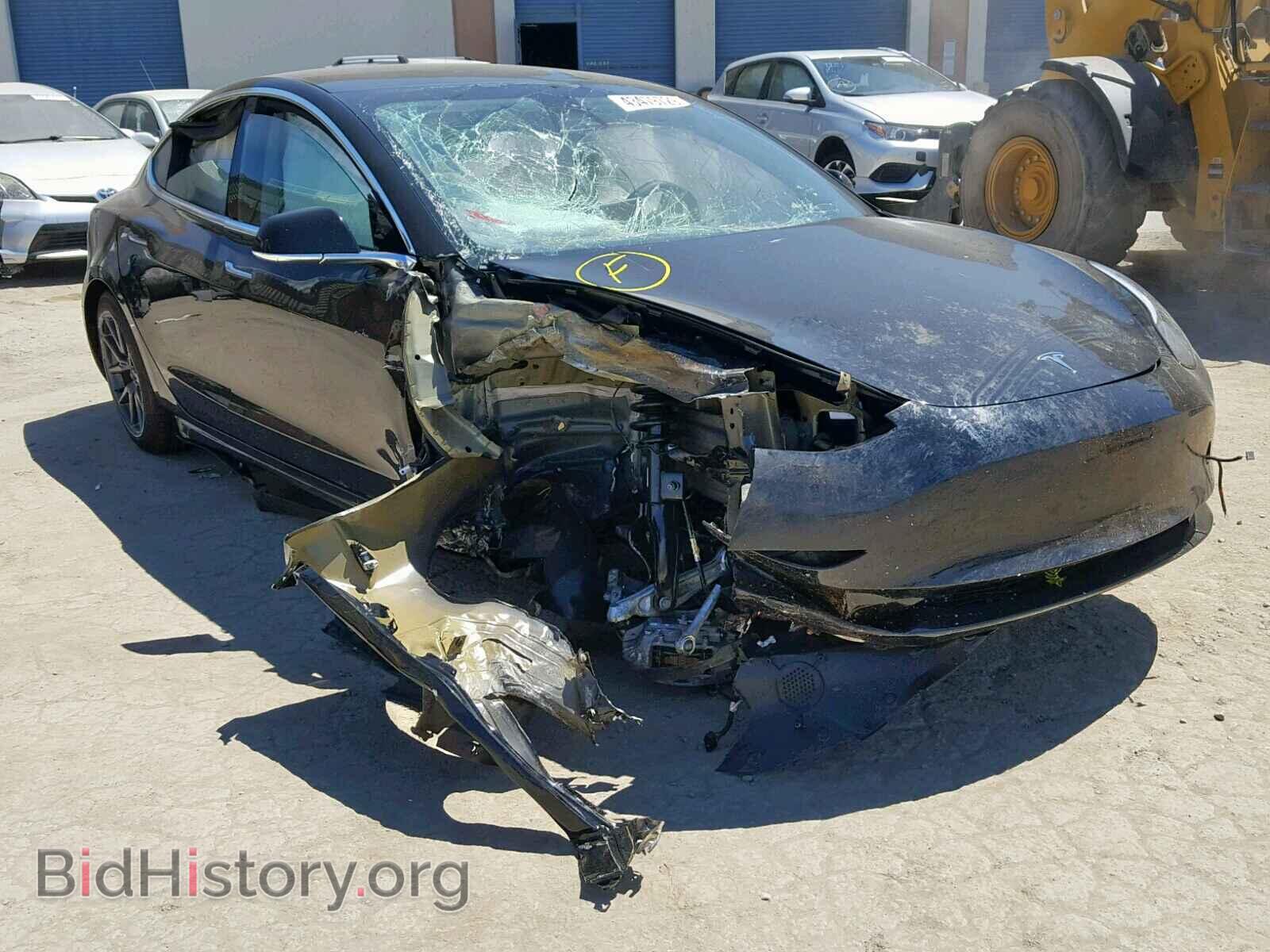 Фотография 5YJ3E1EB3KF209185 - TESLA MODEL 3 2019