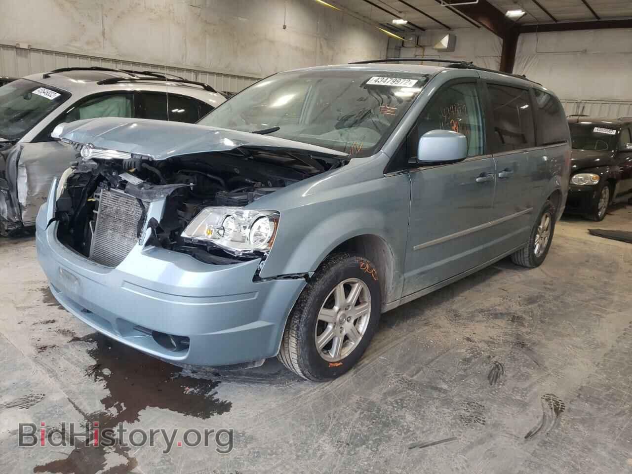2009 CHRYSLER MINIVAN - VIN: 2A8HR54169R637494 - Фото 2