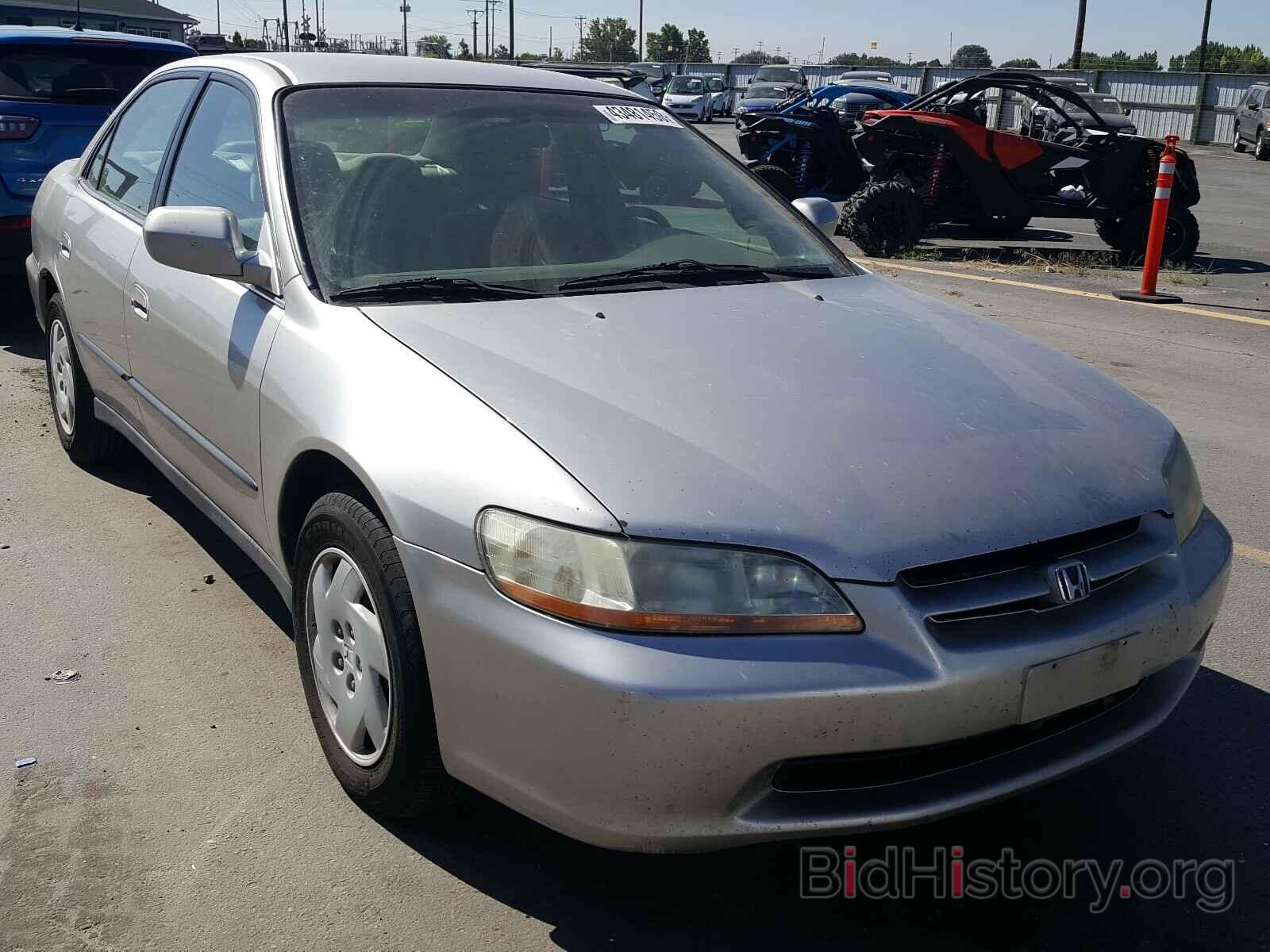 Photo 1HGCG1646XA054241 - HONDA ACCORD 1999