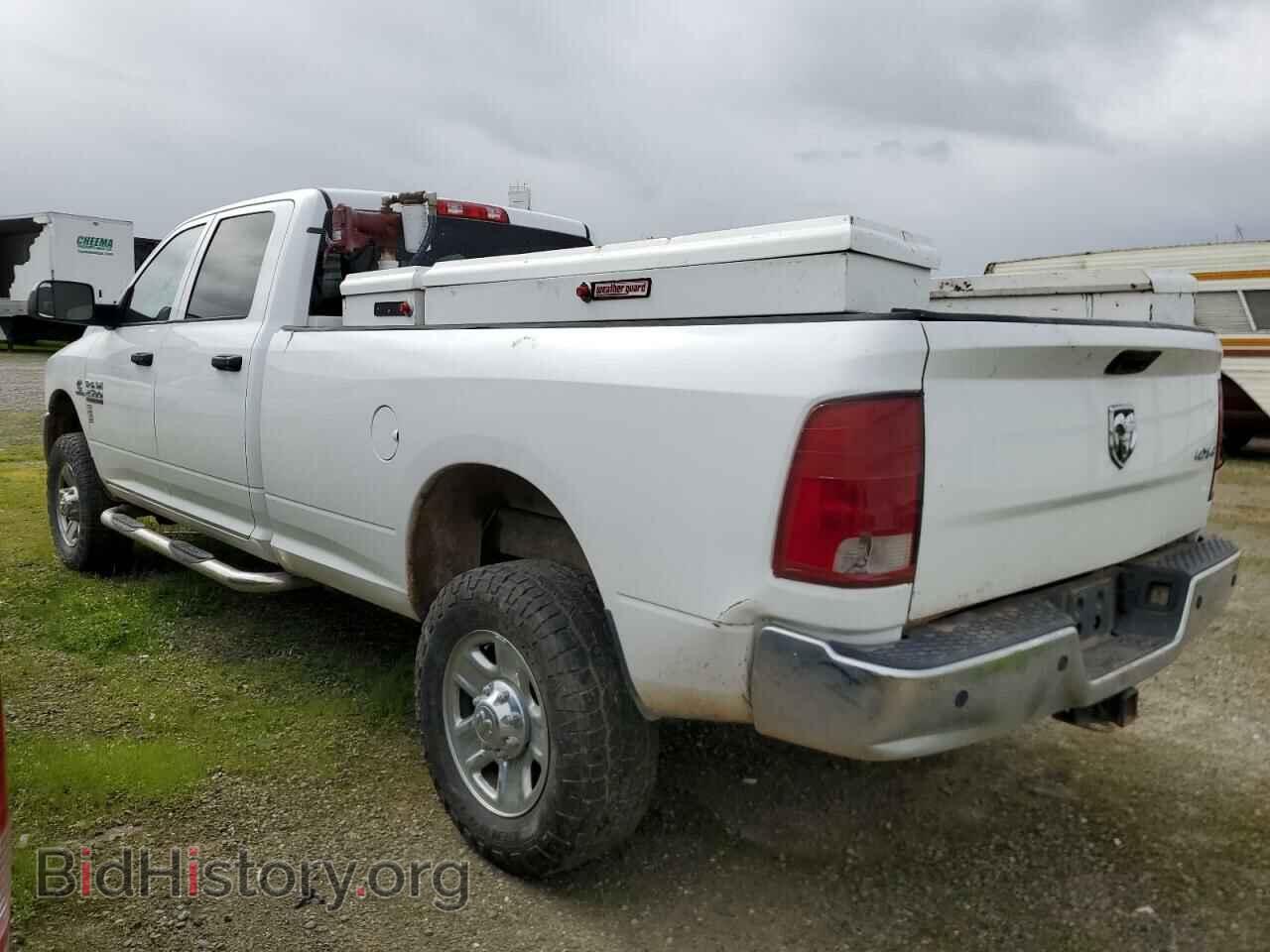 2015 RAM All Models - VIN: 3C6UR5HL6FG654015 - Фото 2