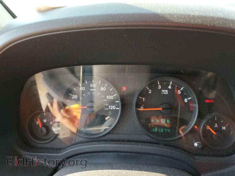 2012 Jeep COMPASS (VIN 1C4NJCEA9CD634135) — photo 9 of 14