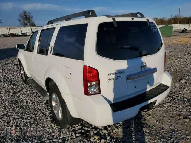 2011 NISSAN PATHFINDER - VIN: 5N1AR1NN5BC608260 - Фото 2