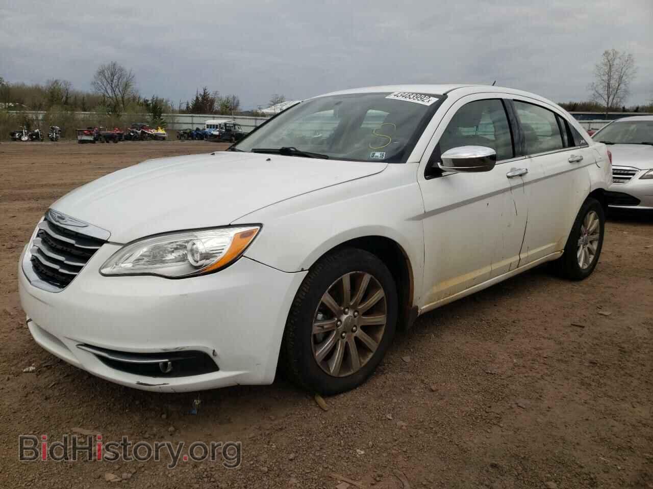 2013 CHRYSLER 200 - VIN: 1C3CCBCG1DN508192 - Фото 2