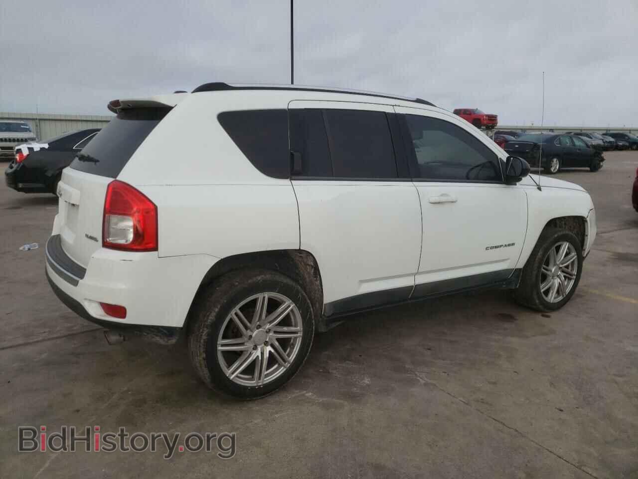 2011 JEEP COMPASS - VIN: 1J4NT5FB4BD160214 - Фото 3