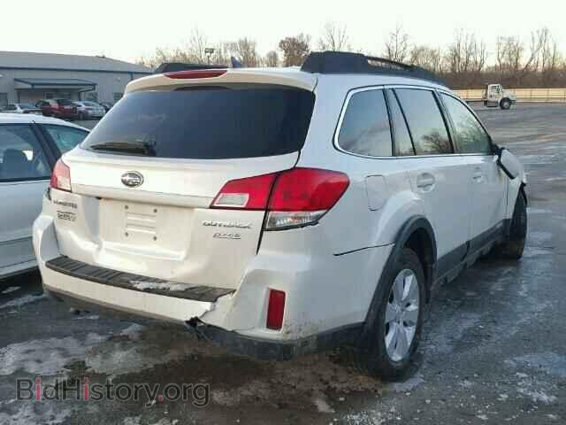 2011 SUBARU OUTBACK - VIN: 4S4BRBKC8B3392806 - Photo 4