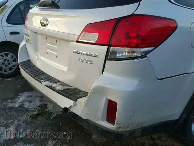 2011 SUBARU OUTBACK - VIN: 4S4BRBKC8B3392806 - Photo 9