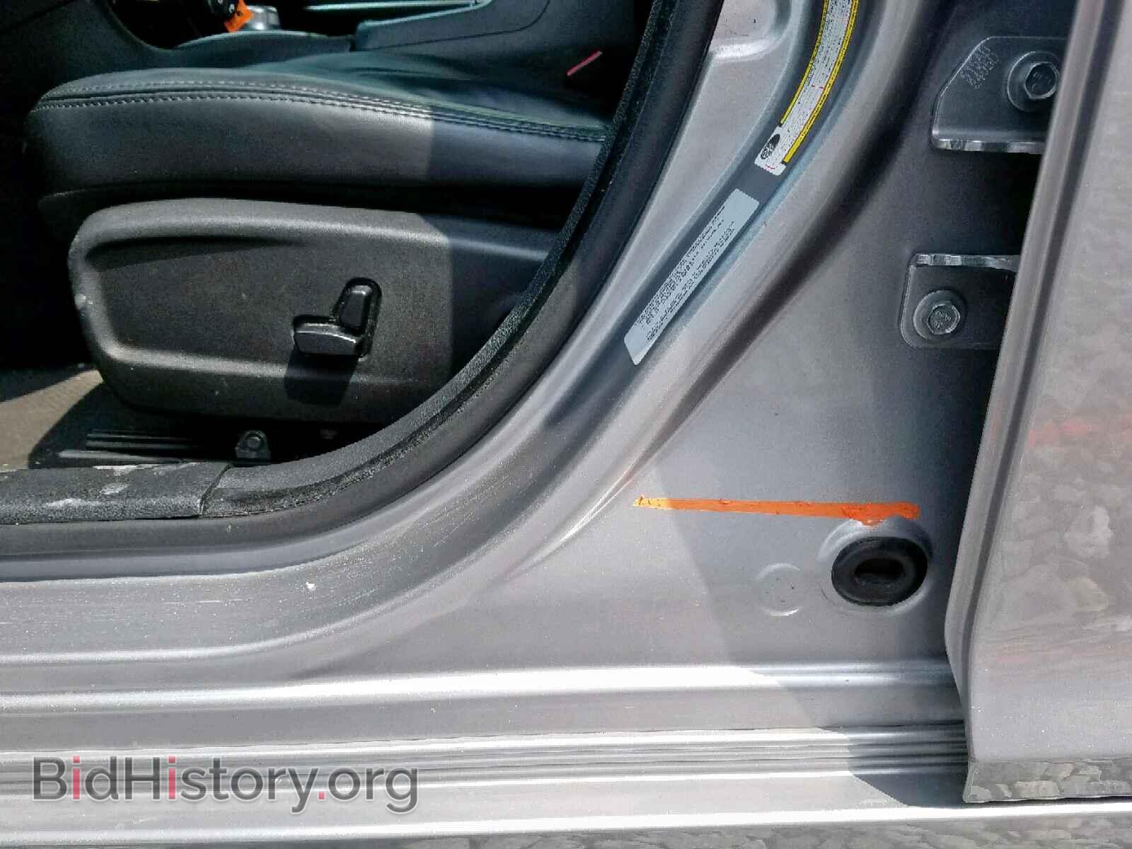 2015 CHRYSLER 300 - VIN: 2C3CCAAG4FH930501 - Фото 9