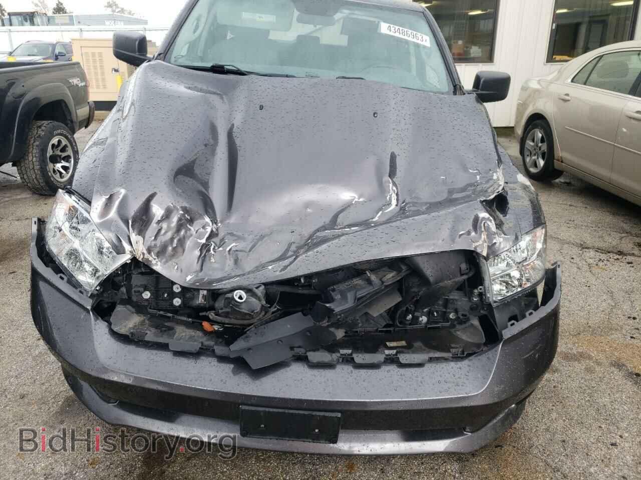 2018 RAM 1500 - VIN: 1C6RR7FG2JS308892 - Фото 11