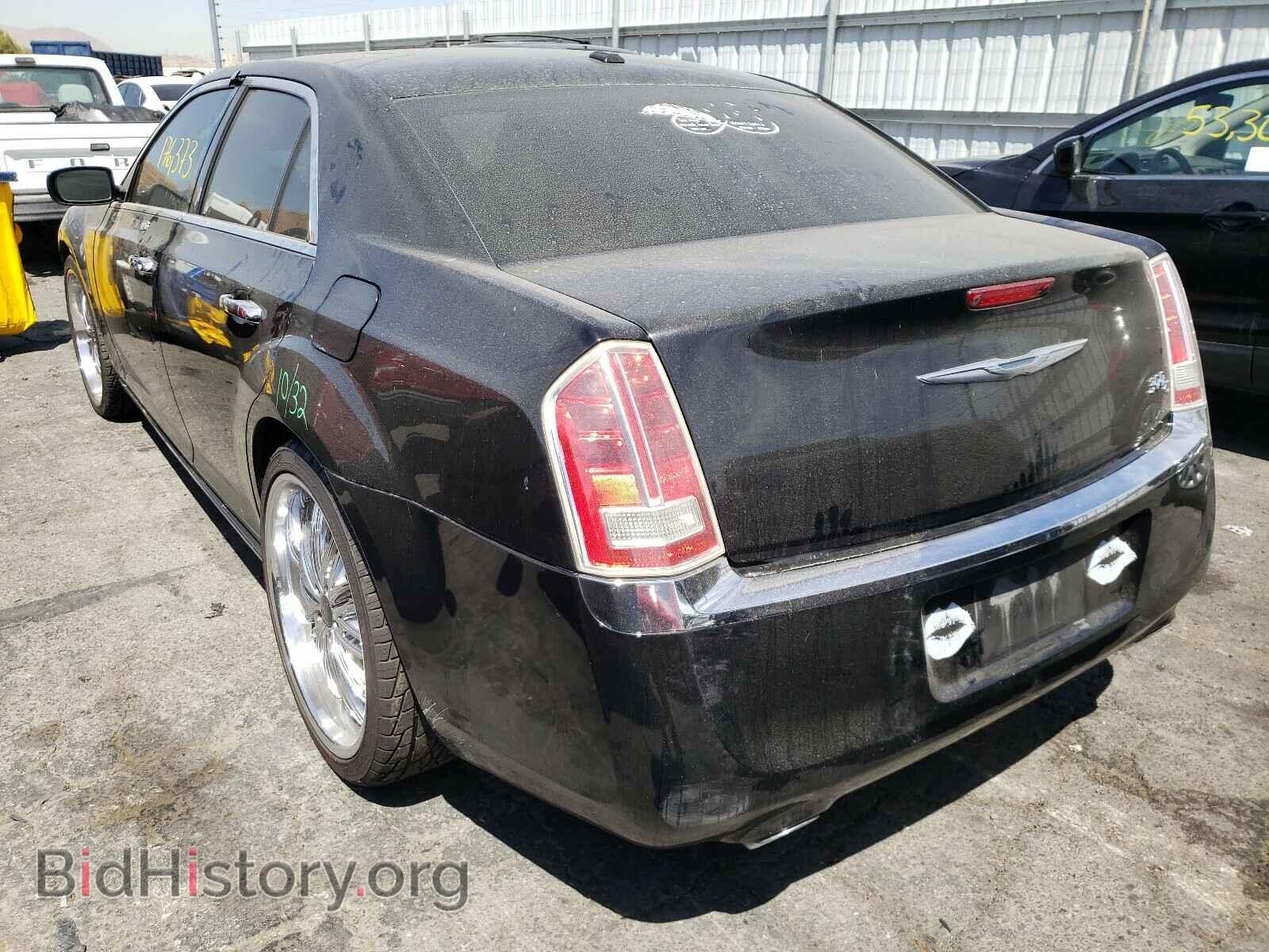 2011 CHRYSLER 300 - VIN: 2C3CA6CT2BH594970 - Фото 3