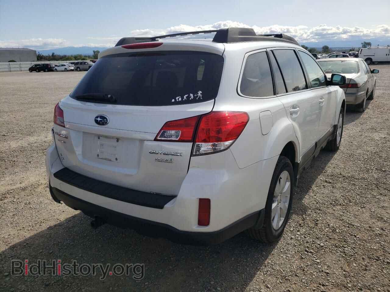 2011 SUBARU OUTBACK - VIN: 4S4BRBCC8B3310474 - Фото 4