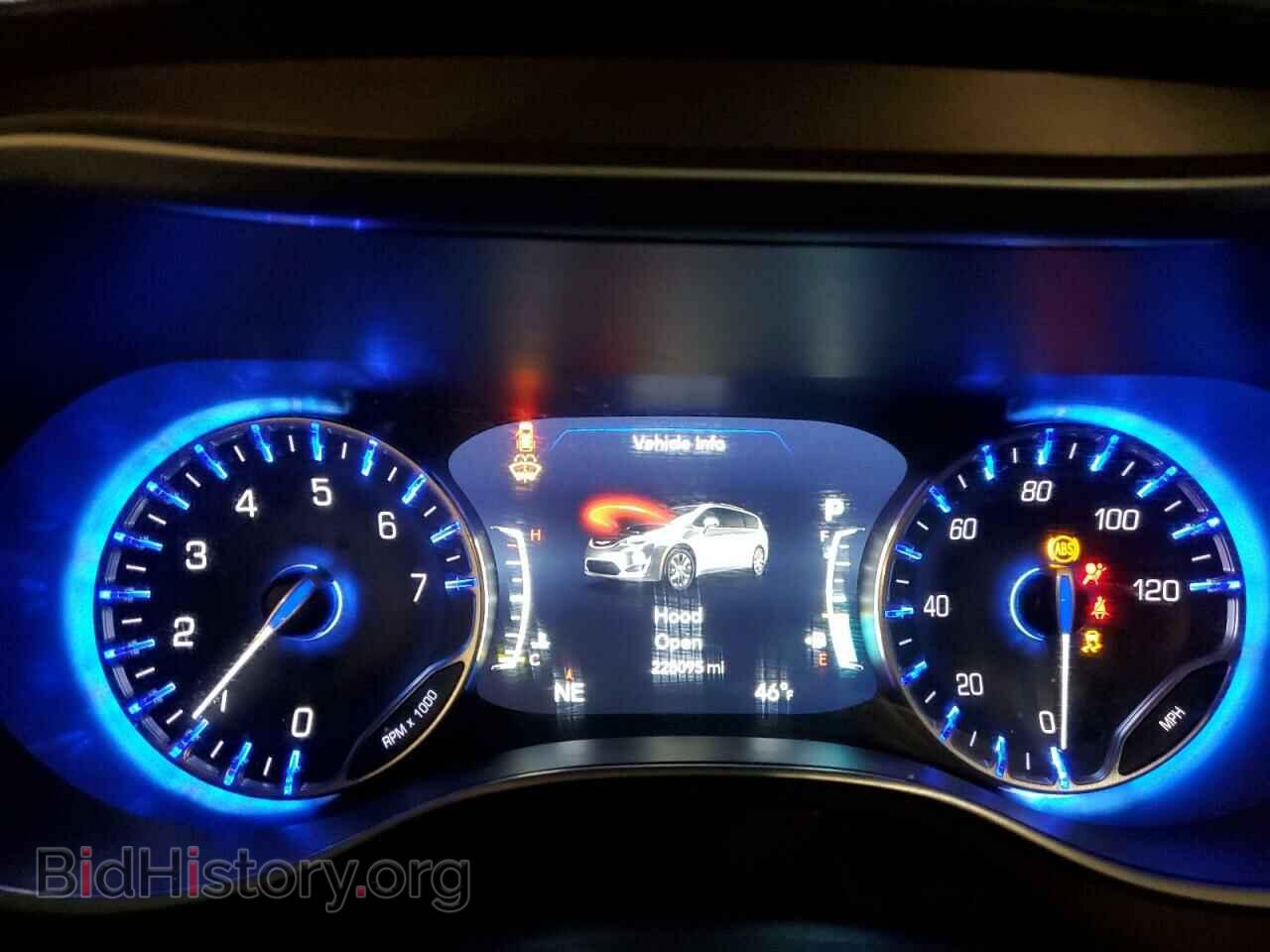 2017 CHRYSLER PACIFICA - VIN: 2C4RC1EG0HR752602 - Photo 9