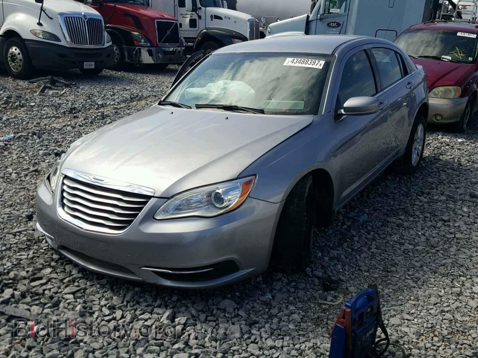 2014 CHRYSLER 200 - VIN: 1C3CCBAB6EN209838 - Фото 2