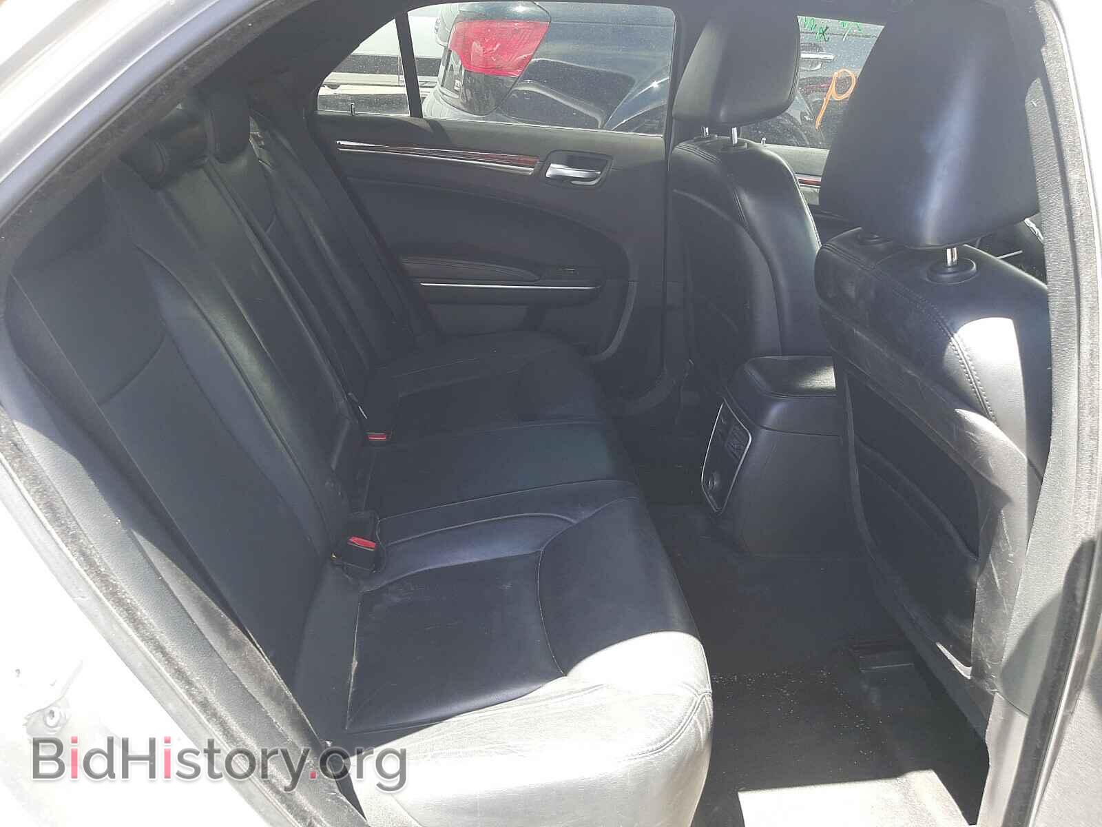 2012 CHRYSLER 300 - VIN: 2C3CCACG5CH205739 - Фото 6