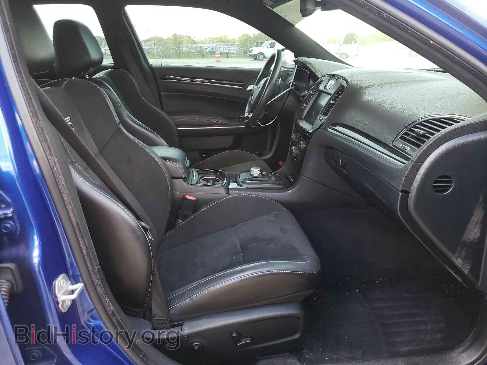 2018 CHRYSLER 300 - VIN: 2C3CCABG3JH231528 - Фото 5