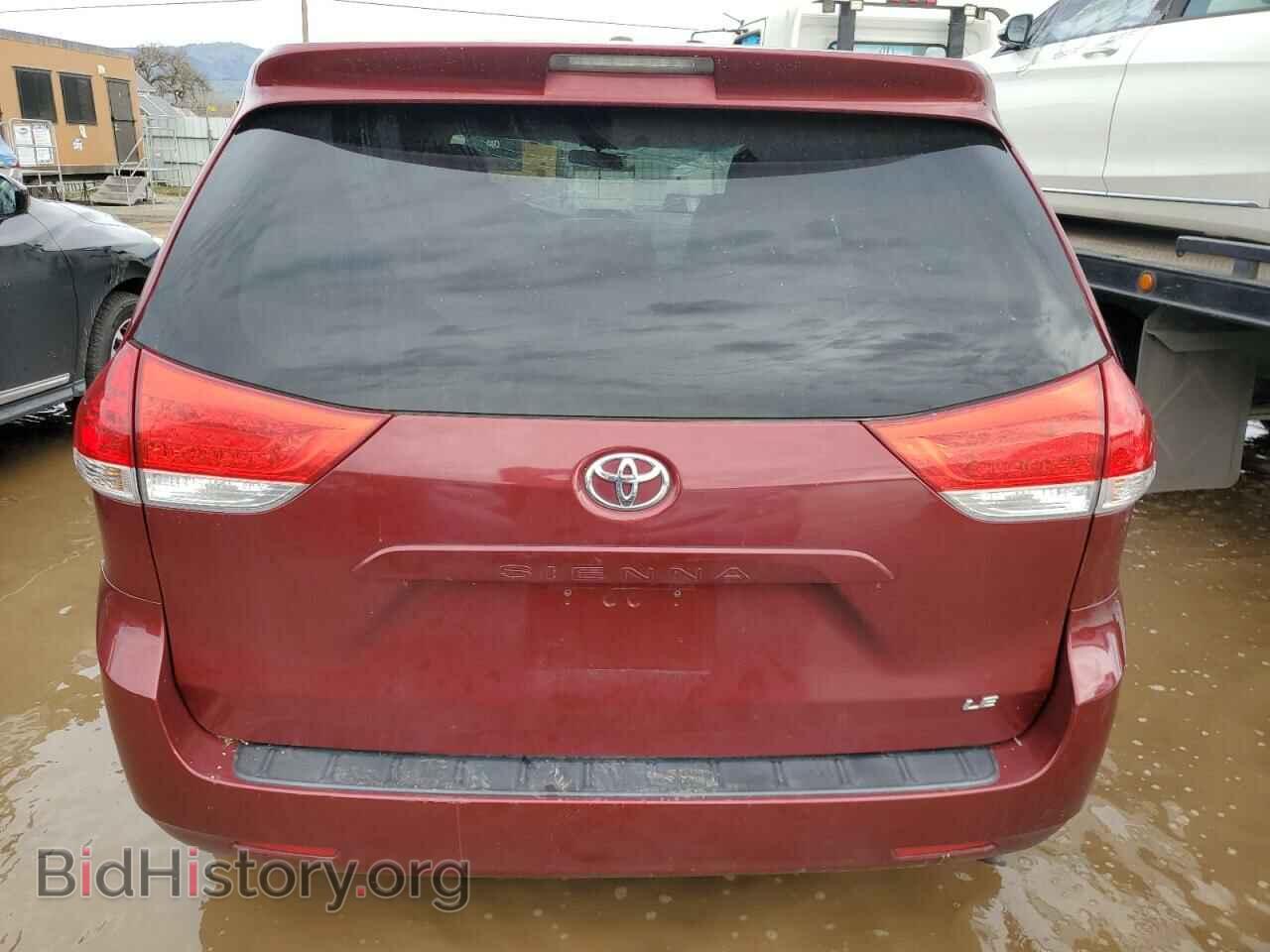 2012 TOYOTA SIENNA - VIN: 5TDKA3DC2CS014981 - Фото 6