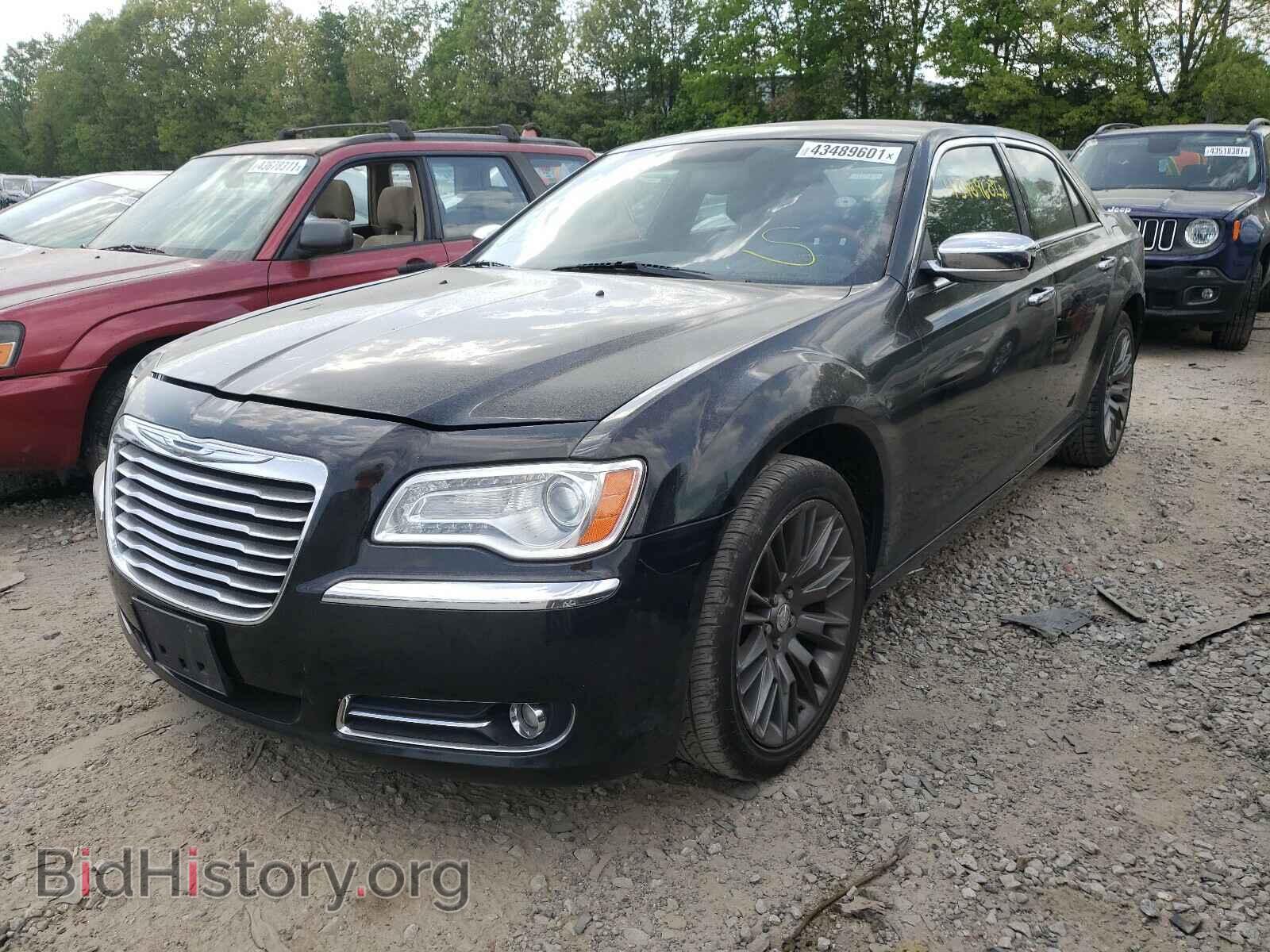 2012 CHRYSLER 300 - VIN: 2C3CCACG7CH126945 - Фото 2