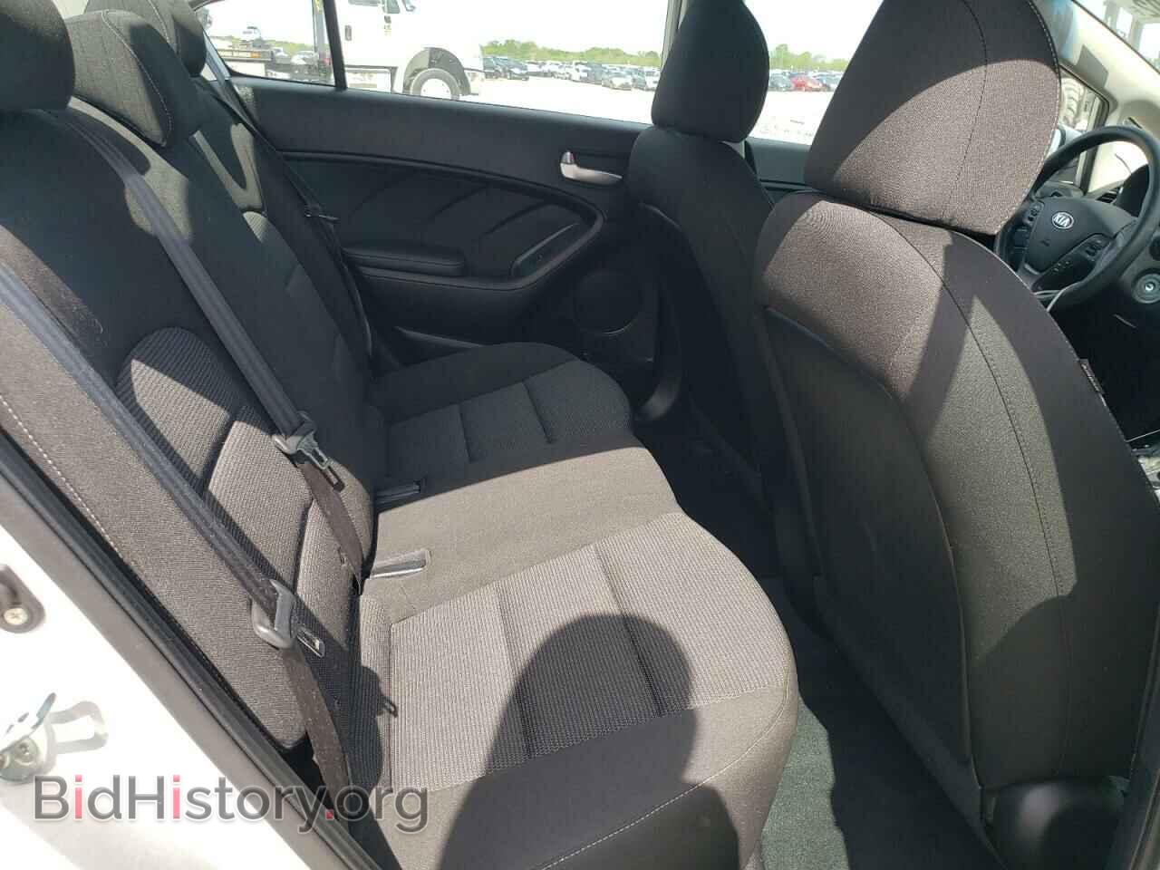 2017 KIA FORTE - VIN: 3KPFK4A79HE041897 - Фото 6