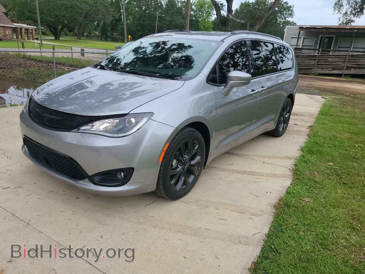 2019 CHRYSLER PACIFICA - VIN: 2C4RC1FG7KR532122 - Фото 2