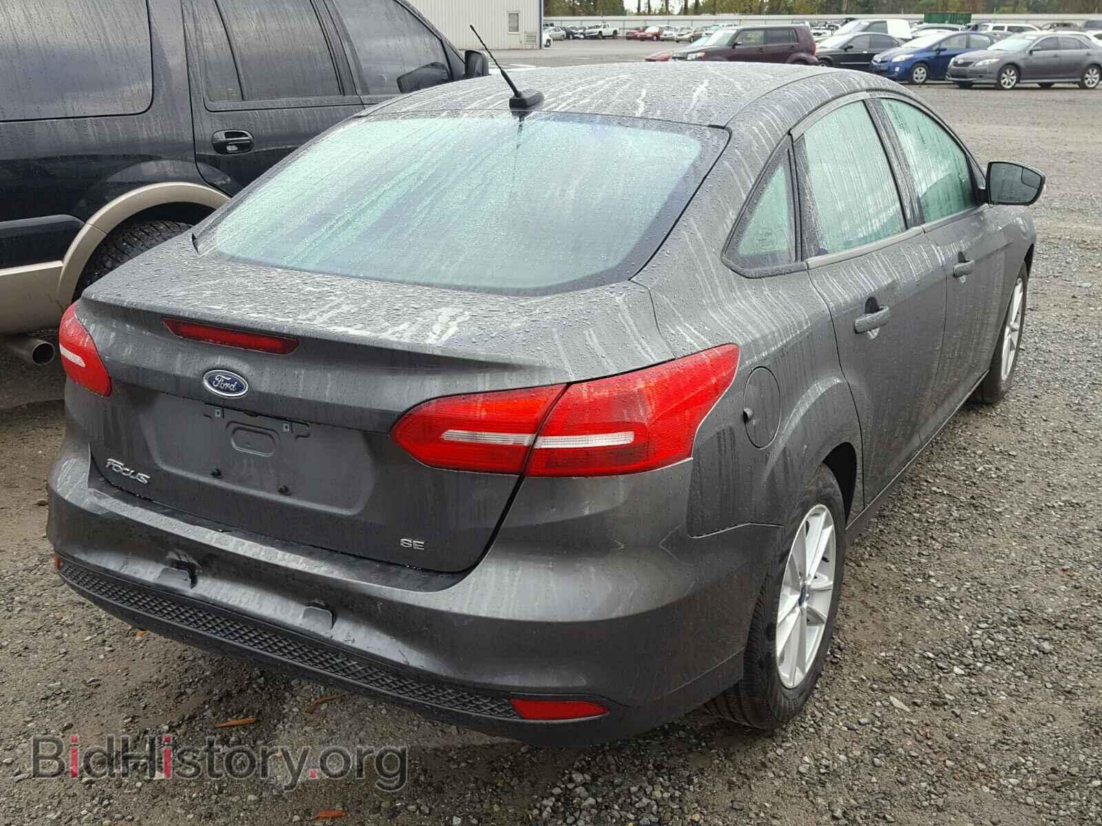 2017 FORD FOCUS - VIN: 1FADP3F23HL296428 - Photo 4