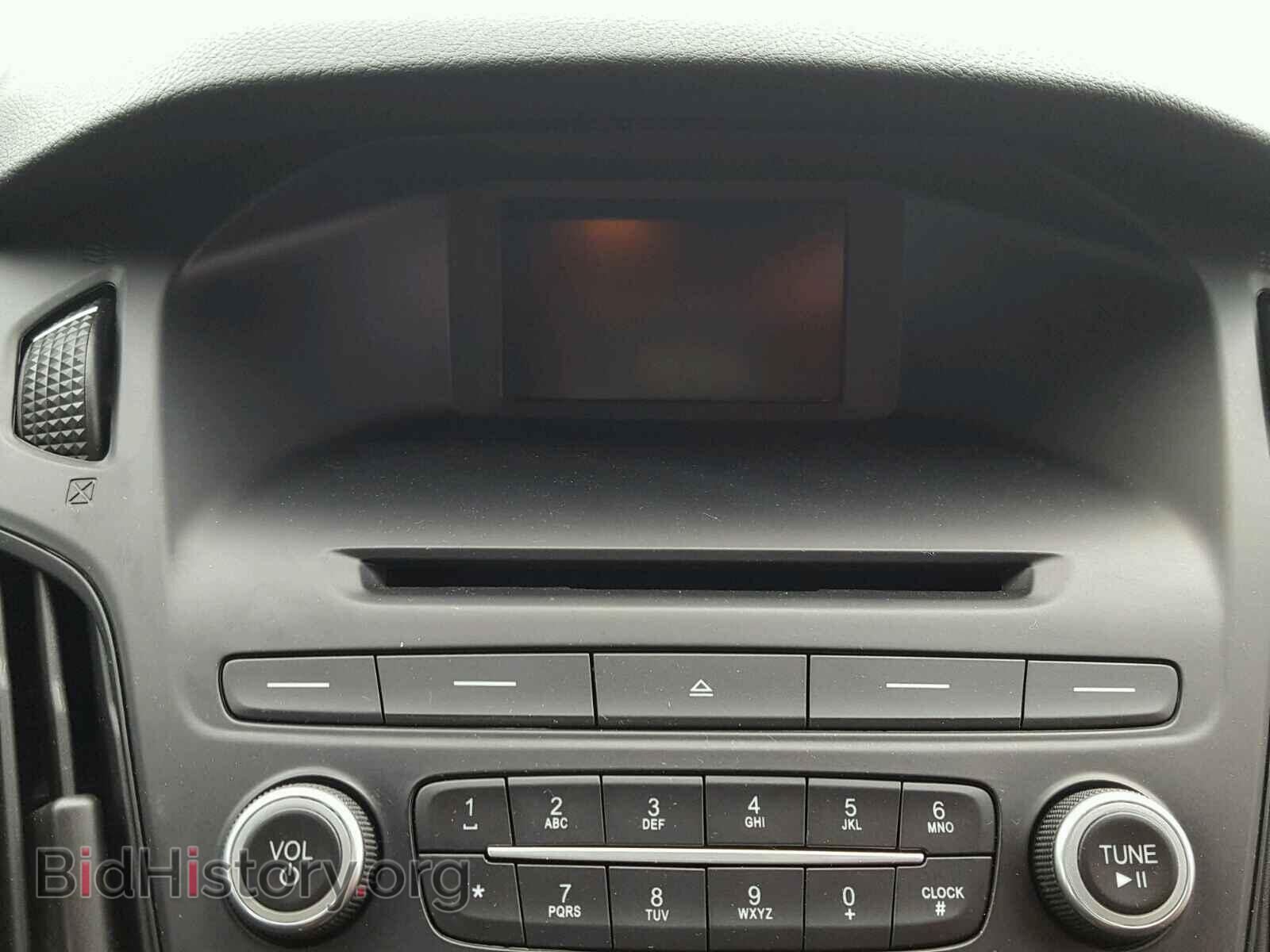 2017 FORD FOCUS - VIN: 1FADP3F23HL296428 - Photo 9