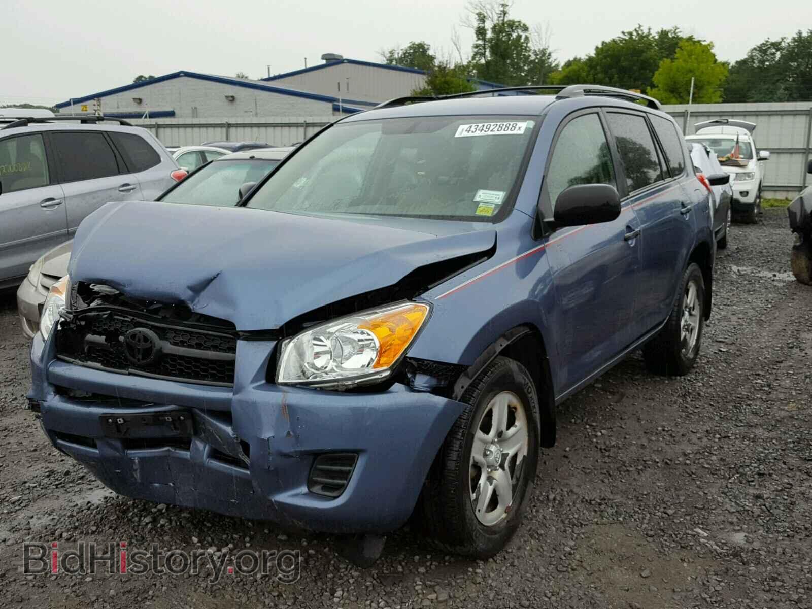 2011 TOYOTA RAV4 - VIN: 2T3BF4DV0BW136969 - Фото 2
