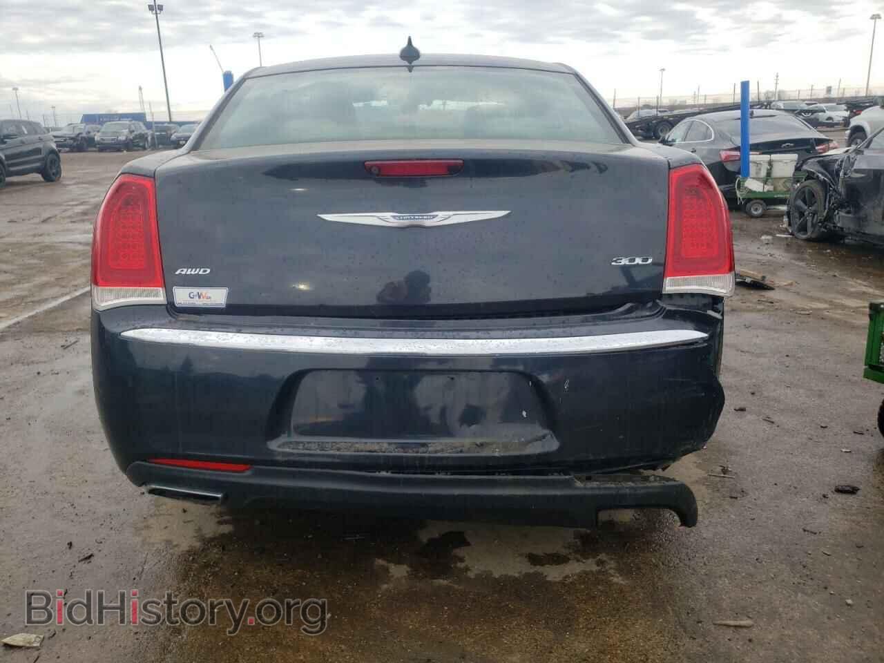 2018 CHRYSLER 300 - VIN: 2C3CCAKG2JH160208 - Фото 6