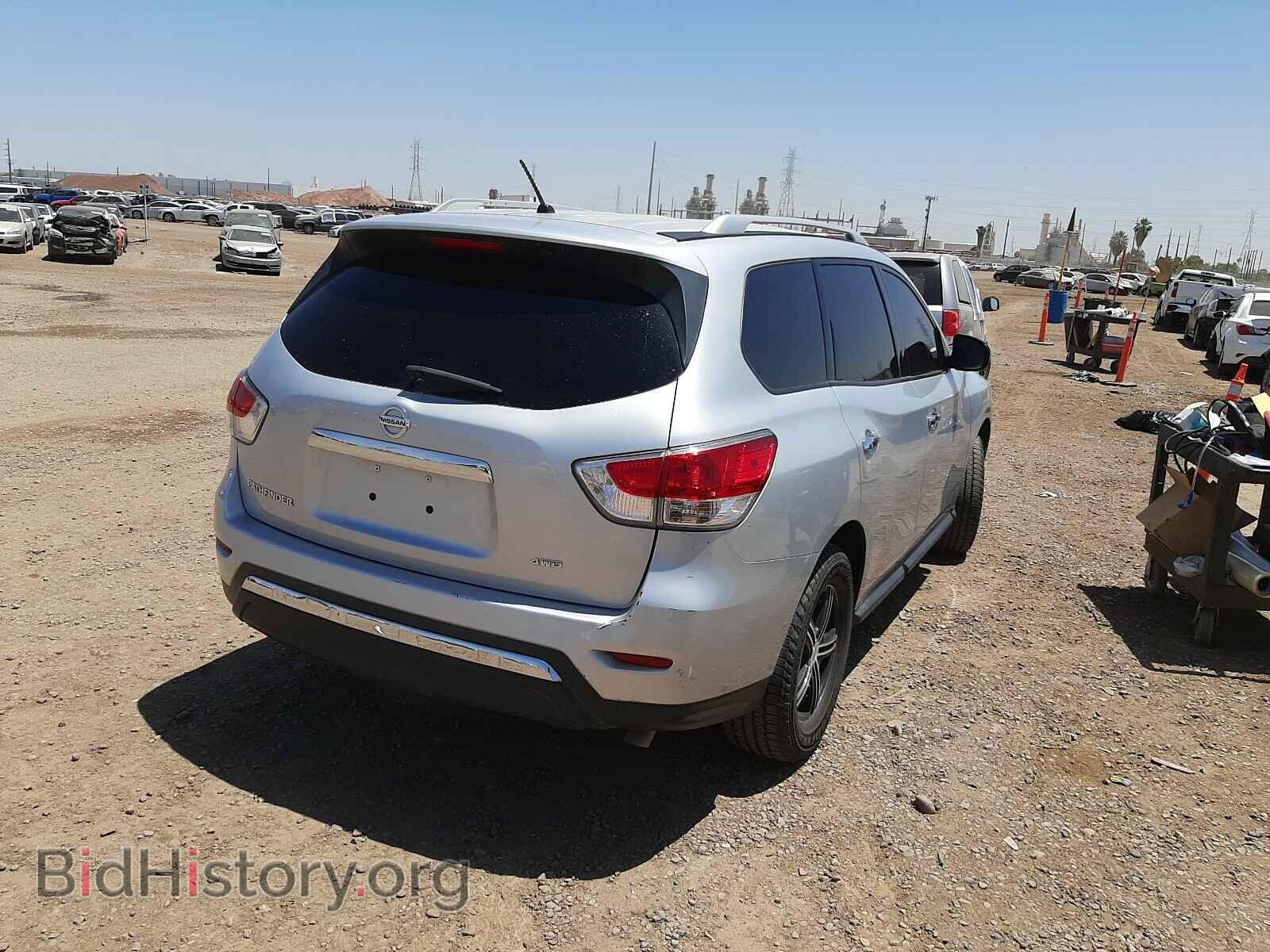 2016 NISSAN PATHFINDER - VIN: 5N1AR2MM3GC604696 - Фото 4
