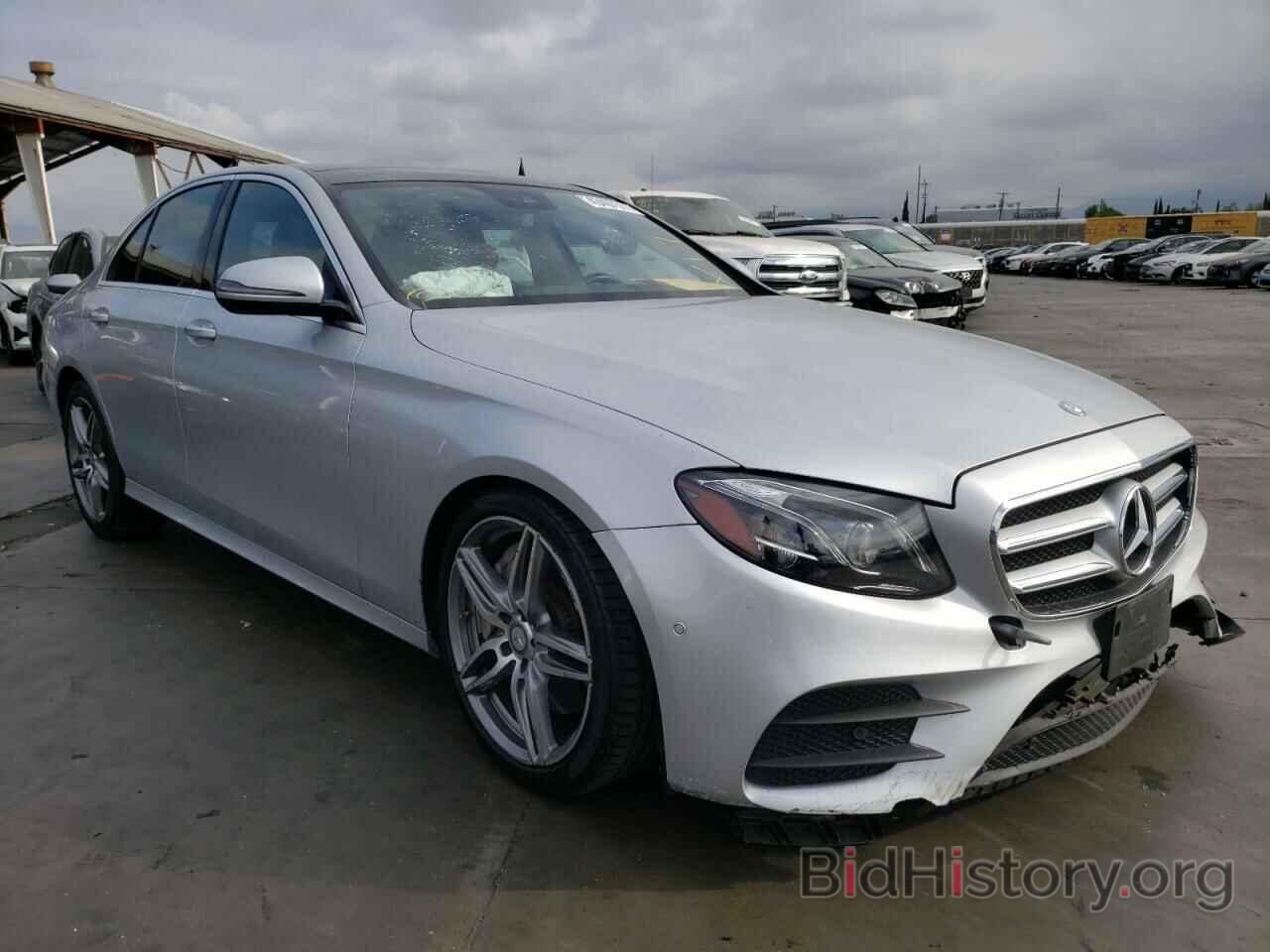 Photo WDDZF4JB6HA208666 - MERCEDES-BENZ E CLASS 2017