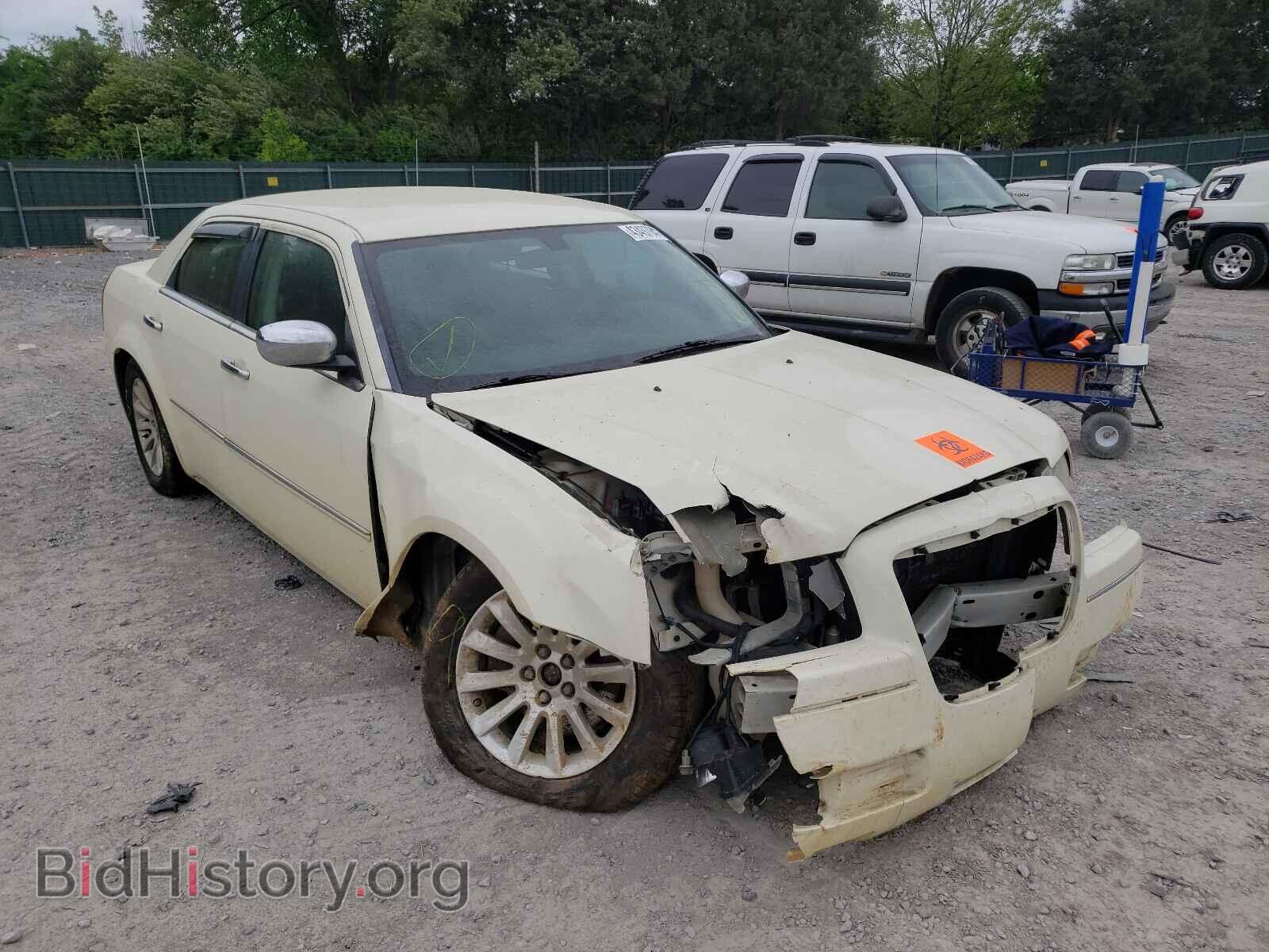 Photo 2C3CA4CD0AH330593 - CHRYSLER 300 2010