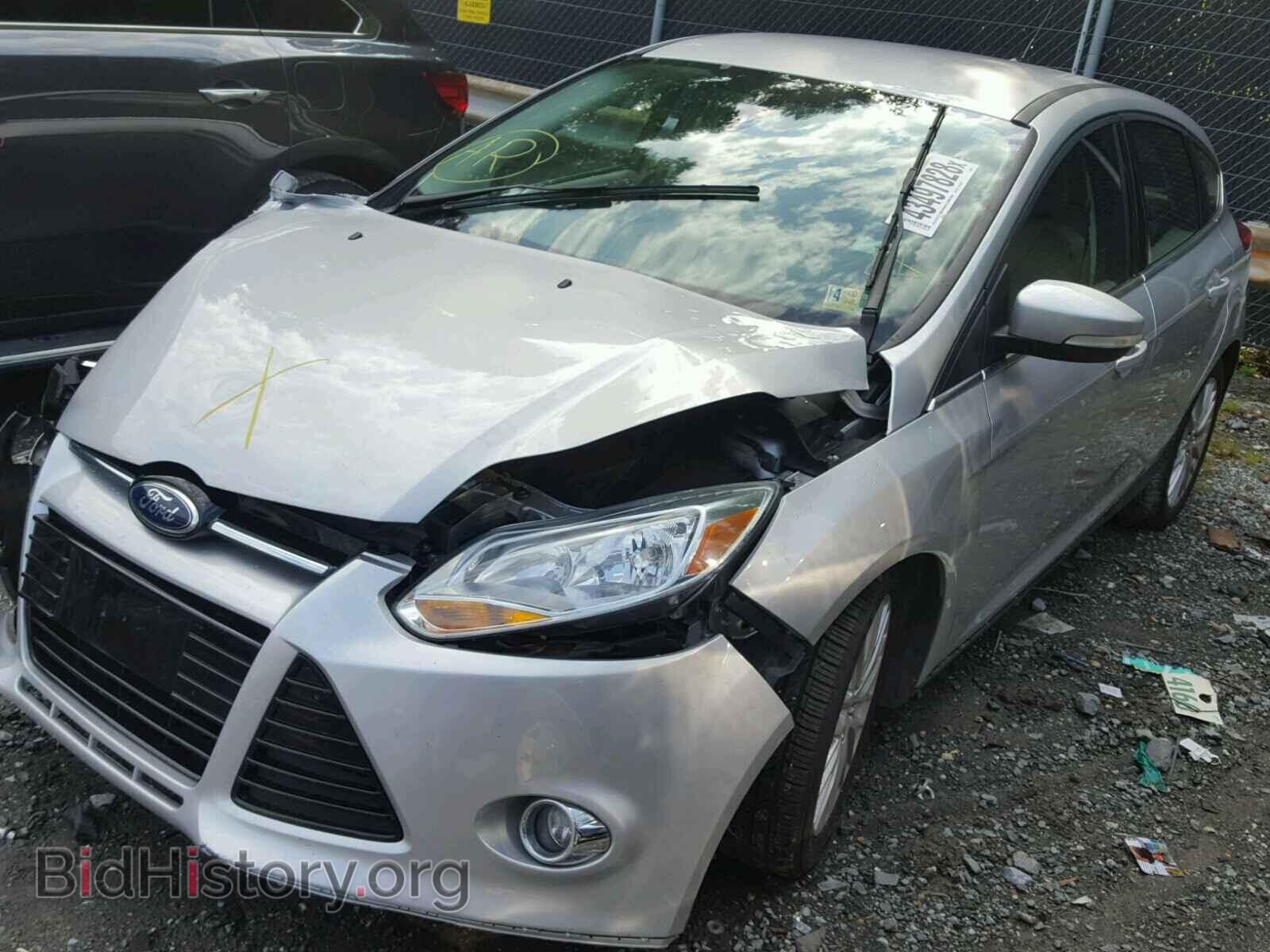 2012 Ford FOCUS (VIN 1FAHP3M22CL445263) — photo 2 of 10