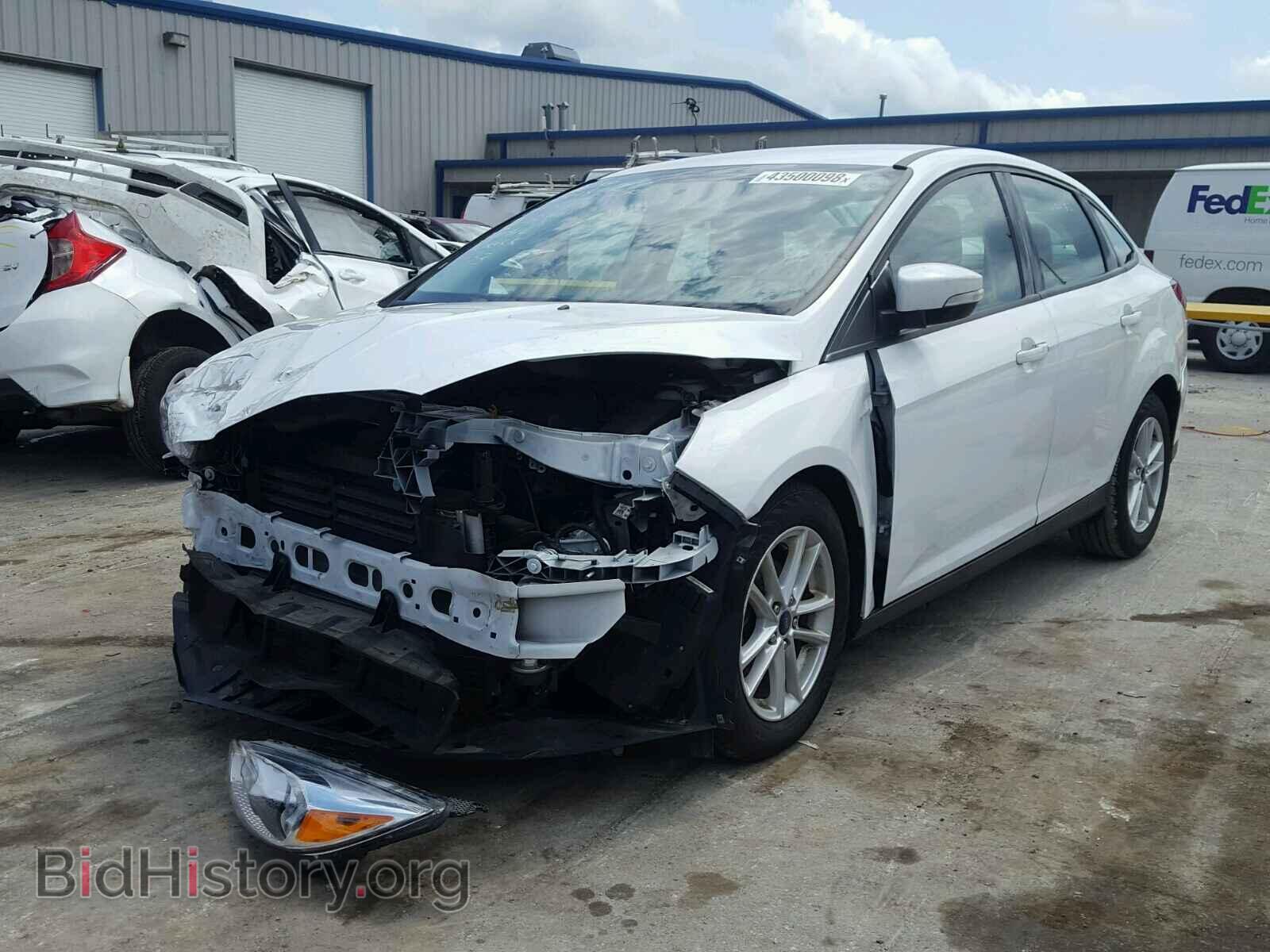2017 FORD FOCUS - VIN: 1FADP3F27HL300416 - Фото 2