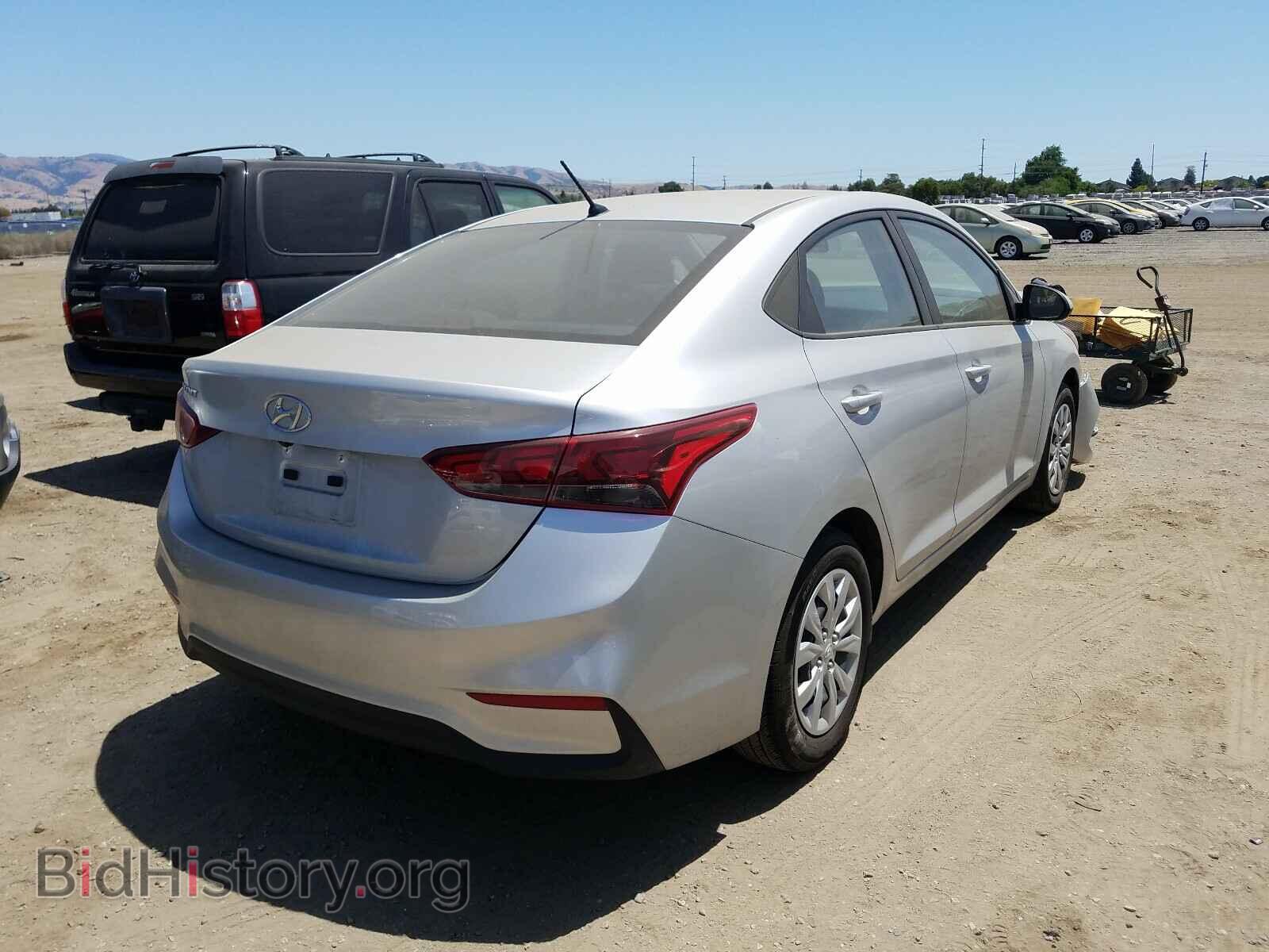 2019 HYUNDAI ACCENT - VIN: 3KPC24A35KE082230 - Фото 4