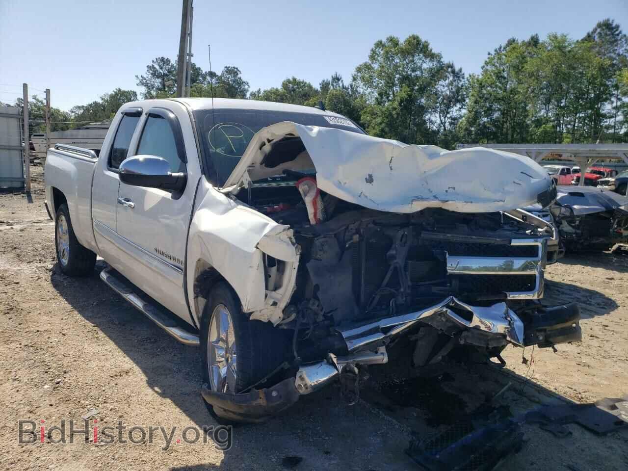 Photo 1GCRCSE03BZ430929 - CHEVROLET SILVERADO 2011